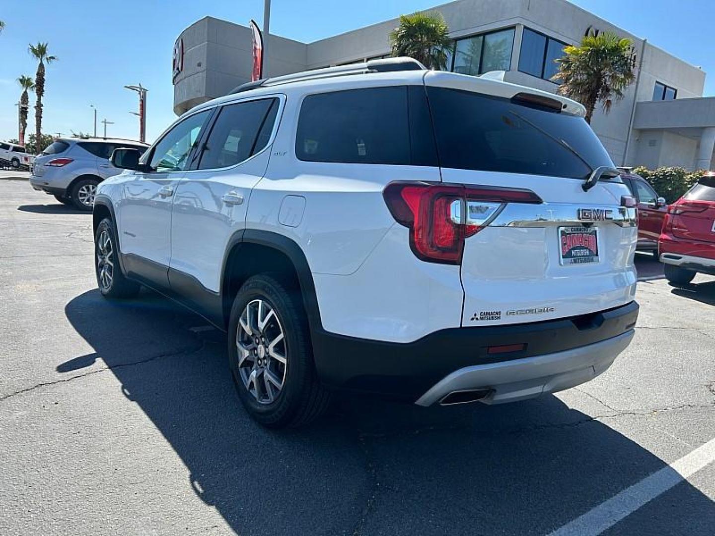 2023 WHITE GMC Acadia (1GKKNML46PZ) with an V6 3.6 Liter engine, Automatic 9-Spd transmission, located at 412 Auto Vista Drive, Palmdale, 93551, (661) 945-0620, 34.592636, -118.136681 - Photo#4