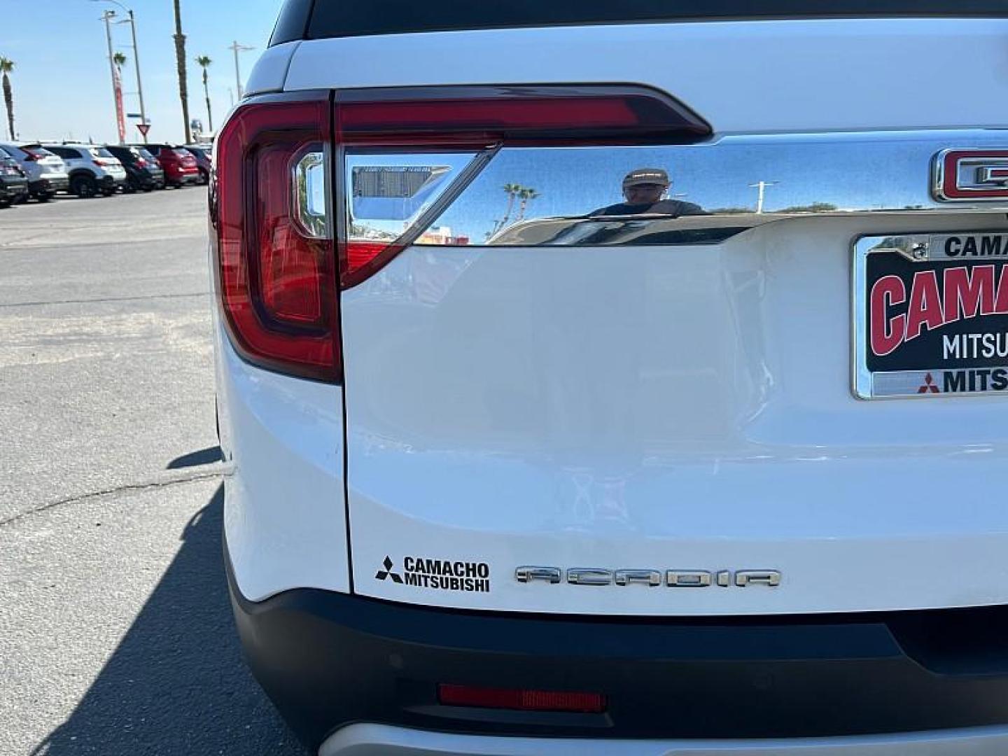 2023 WHITE GMC Acadia (1GKKNML46PZ) with an V6 3.6 Liter engine, Automatic 9-Spd transmission, located at 412 Auto Vista Drive, Palmdale, 93551, (661) 945-0620, 34.592636, -118.136681 - Photo#11