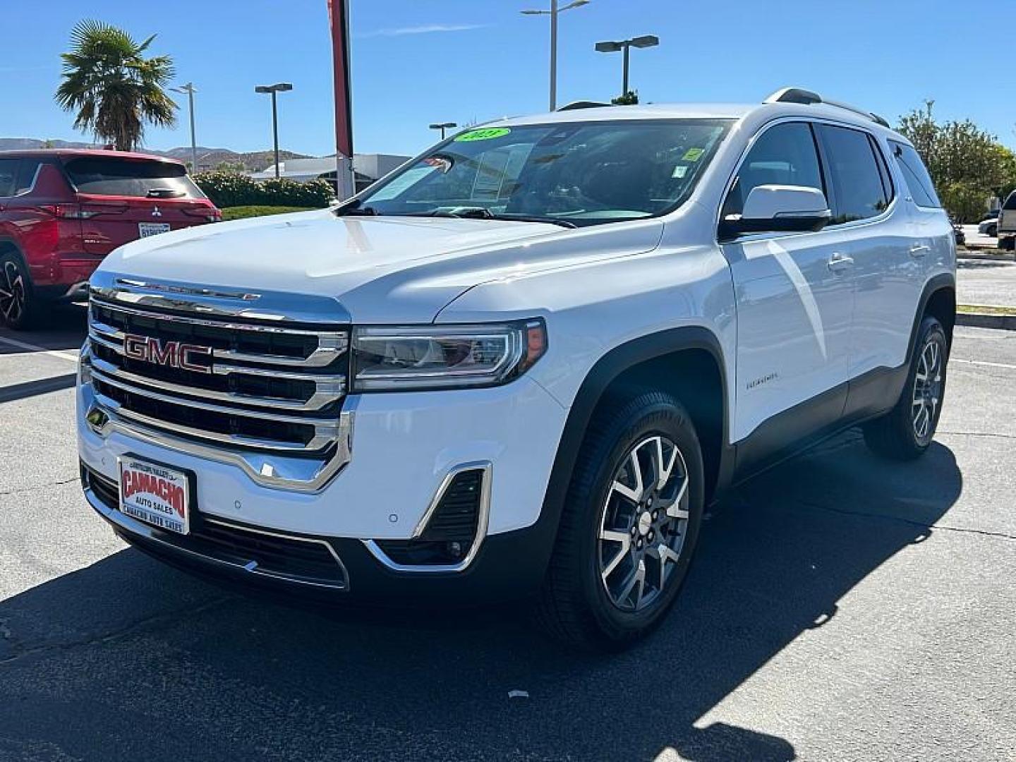 2023 WHITE GMC Acadia (1GKKNML49PZ) with an V6 3.6 Liter engine, Automatic 9-Spd transmission, located at 412 Auto Vista Drive, Palmdale, 93551, (661) 945-0620, 34.592636, -118.136681 - Photo#2