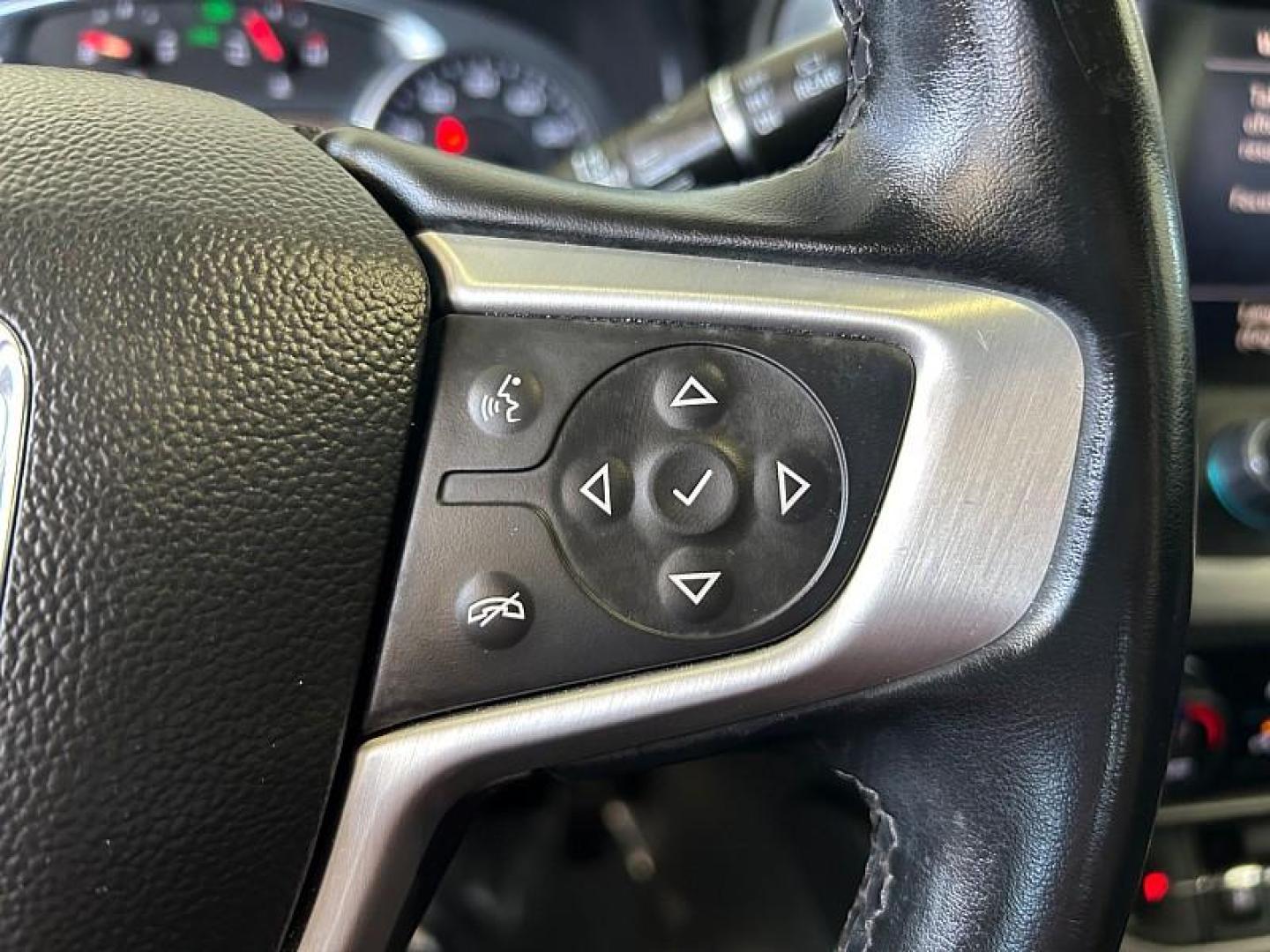 2023 WHITE GMC Acadia (1GKKNML49PZ) with an V6 3.6 Liter engine, Automatic 9-Spd transmission, located at 412 Auto Vista Drive, Palmdale, 93551, (661) 945-0620, 34.592636, -118.136681 - Photo#18