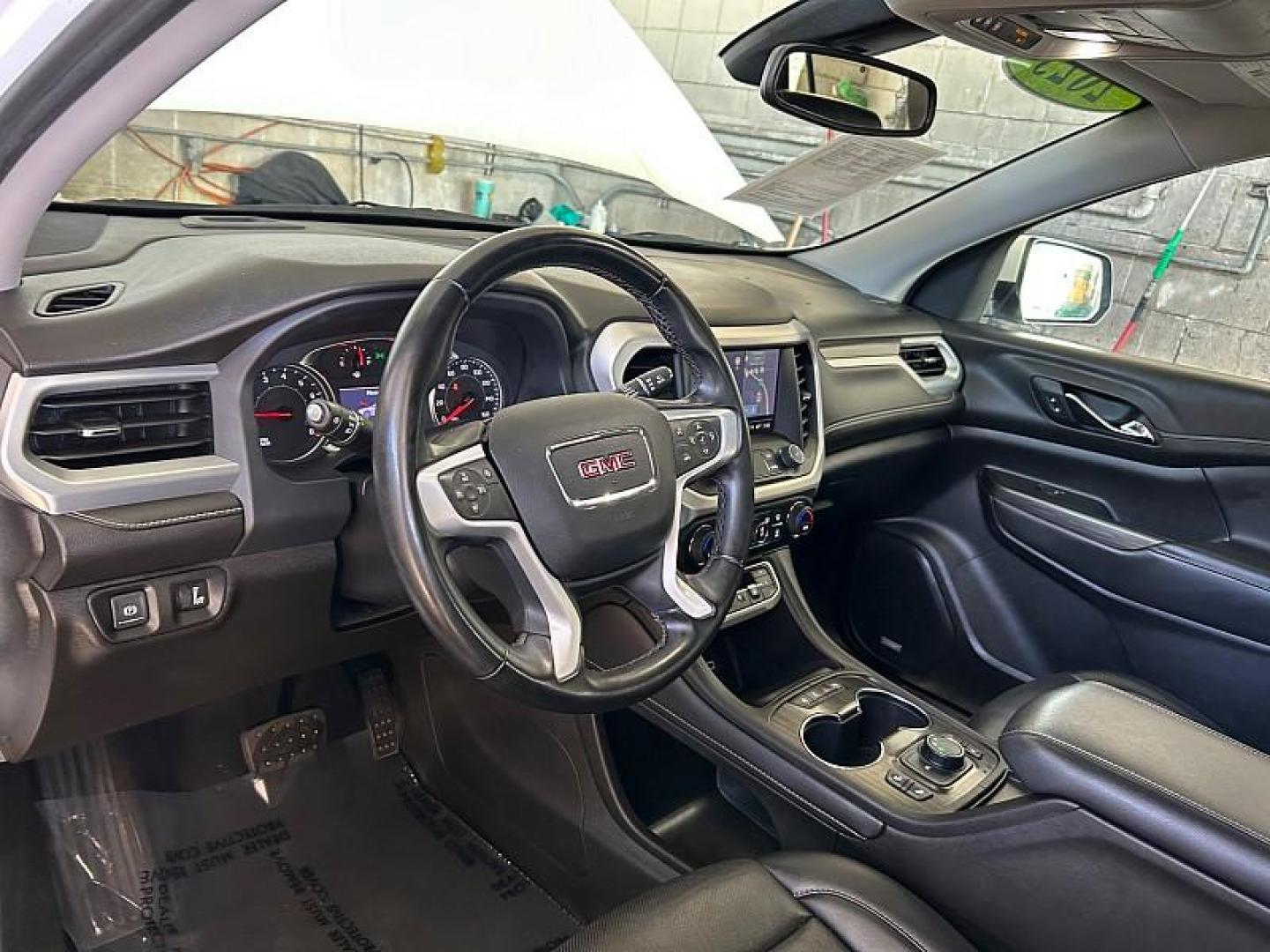 2023 WHITE GMC Acadia (1GKKNML47PZ) with an V6 3.6 Liter engine, Automatic 9-Spd transmission, located at 412 Auto Vista Drive, Palmdale, 93551, (661) 945-0620, 34.592636, -118.136681- Photo#19