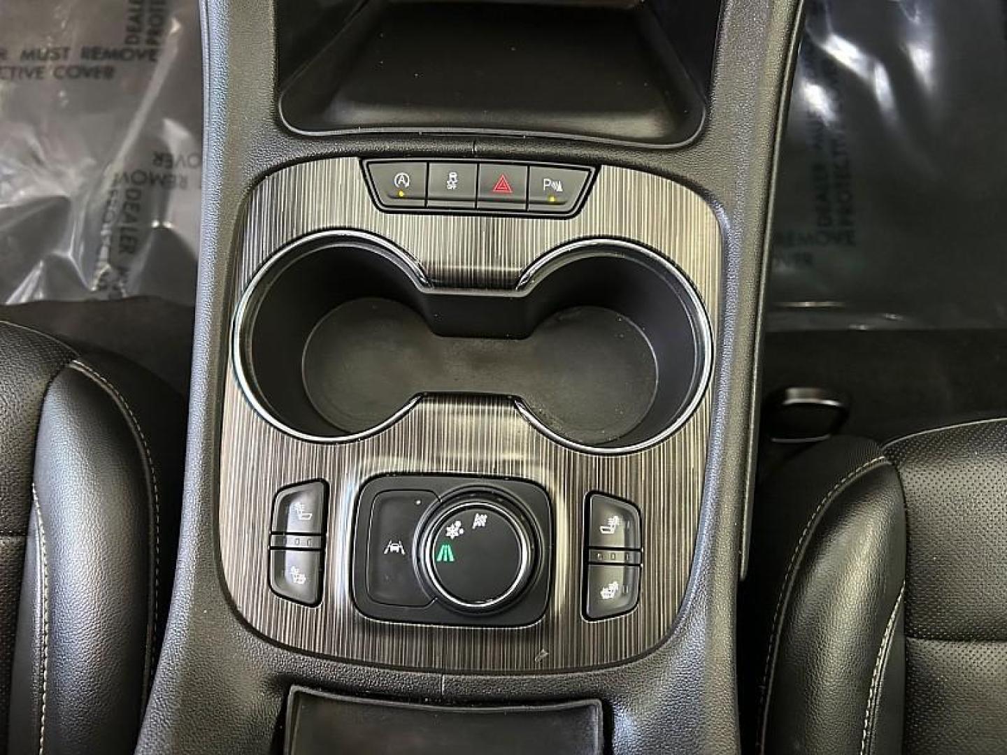 2023 WHITE GMC Acadia (1GKKNML47PZ) with an V6 3.6 Liter engine, Automatic 9-Spd transmission, located at 412 Auto Vista Drive, Palmdale, 93551, (661) 945-0620, 34.592636, -118.136681- Photo#20