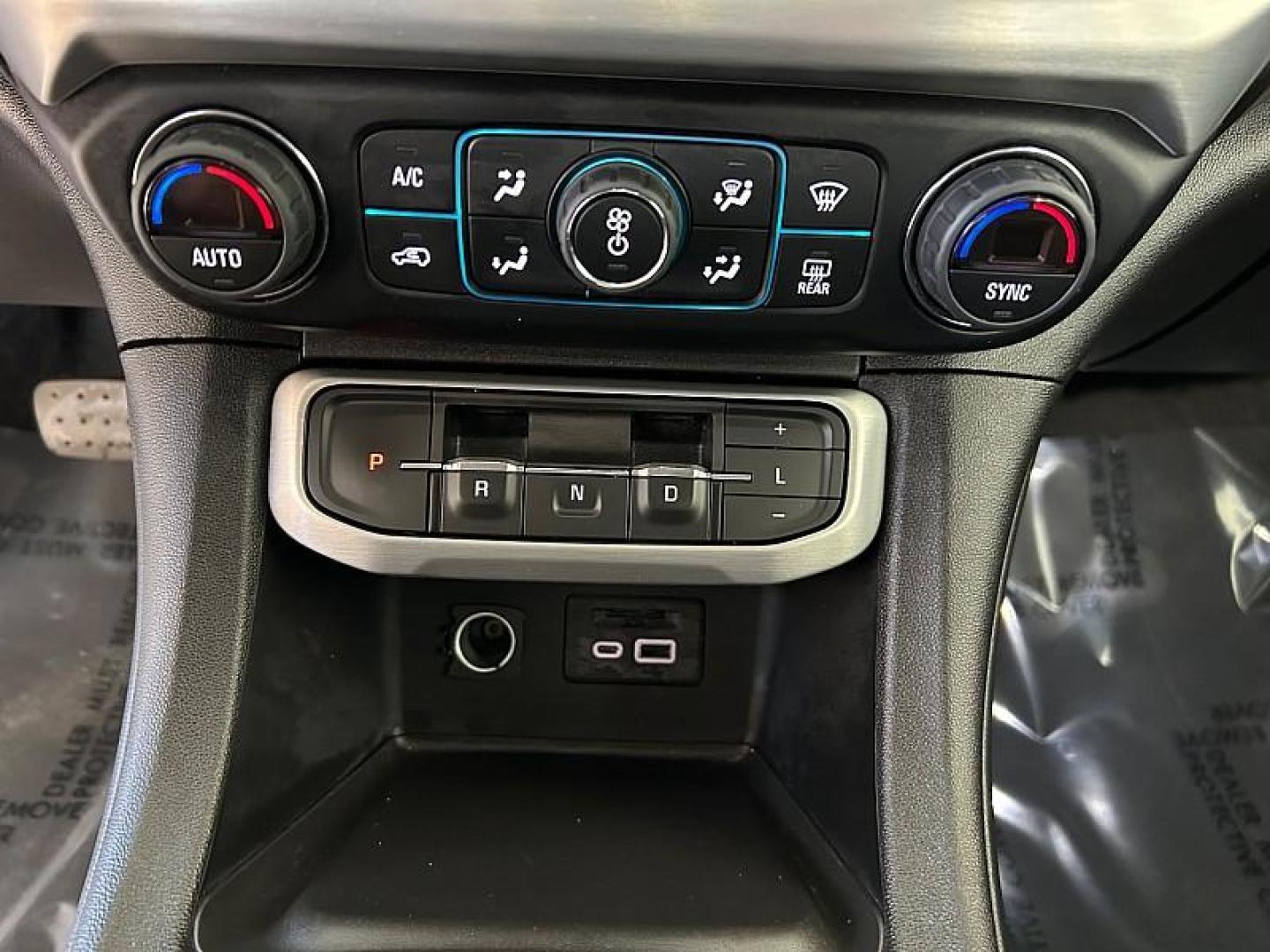 2023 WHITE GMC Acadia (1GKKNML47PZ) with an V6 3.6 Liter engine, Automatic 9-Spd transmission, located at 412 Auto Vista Drive, Palmdale, 93551, (661) 945-0620, 34.592636, -118.136681- Photo#21