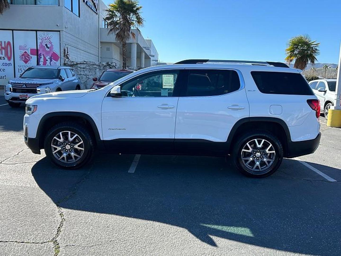 2023 WHITE GMC Acadia (1GKKNML42PZ) with an V6 3.6 Liter engine, Automatic 9-Spd transmission, located at 412 Auto Vista Drive, Palmdale, 93551, (661) 945-0620, 34.592636, -118.136681 - Photo#3