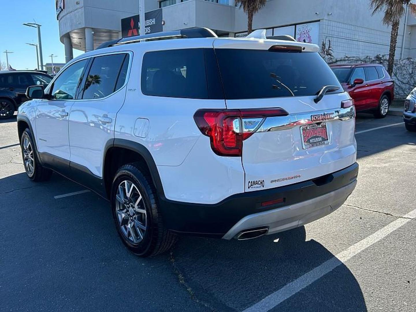 2023 WHITE GMC Acadia (1GKKNML42PZ) with an V6 3.6 Liter engine, Automatic 9-Spd transmission, located at 412 Auto Vista Drive, Palmdale, 93551, (661) 945-0620, 34.592636, -118.136681 - Photo#4