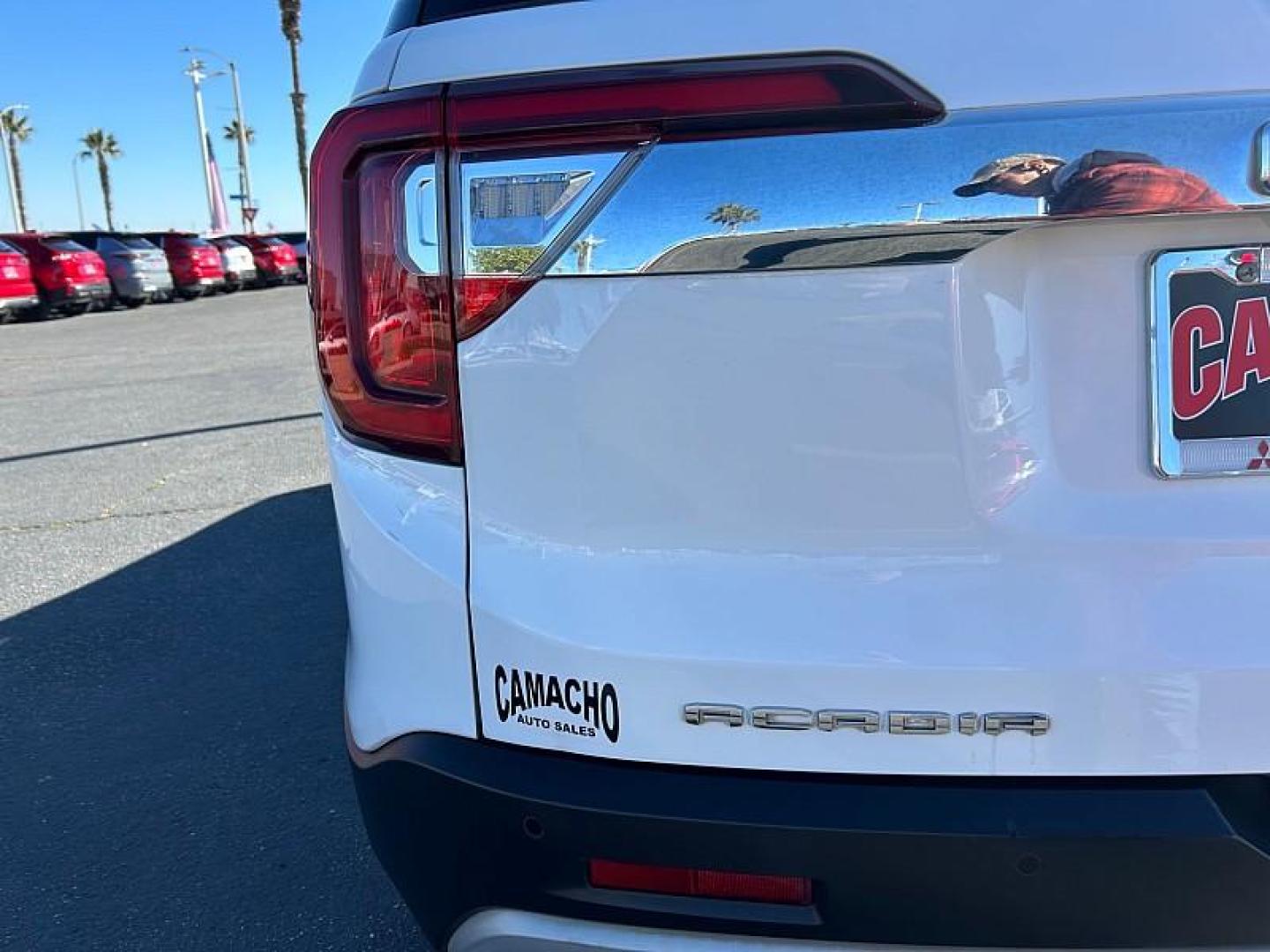 2023 WHITE GMC Acadia (1GKKNML42PZ) with an V6 3.6 Liter engine, Automatic 9-Spd transmission, located at 412 Auto Vista Drive, Palmdale, 93551, (661) 945-0620, 34.592636, -118.136681 - Photo#14