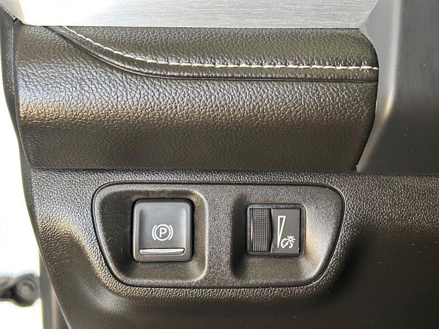2023 WHITE GMC Acadia (1GKKNML42PZ) with an V6 3.6 Liter engine, Automatic 9-Spd transmission, located at 412 Auto Vista Drive, Palmdale, 93551, (661) 945-0620, 34.592636, -118.136681 - Photo#33