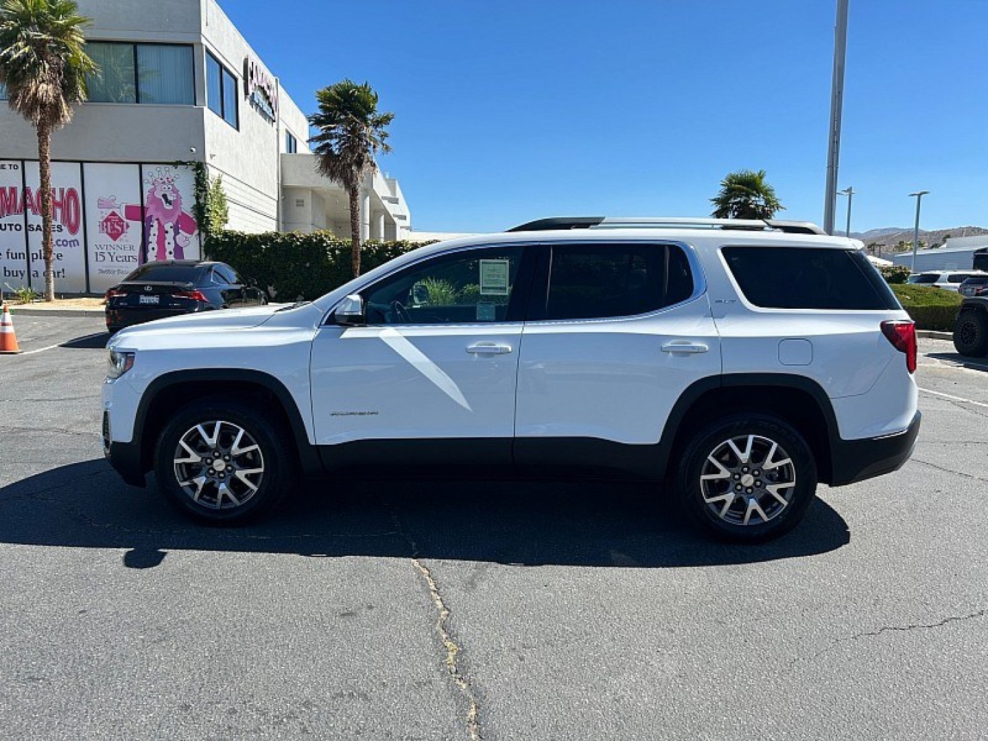 2023 White GMC Acadia (1GKKNUL42PZ) , Automatic 9-Spd transmission, located at 412 Auto Vista Drive, Palmdale, 93551, (661) 945-0620, 34.592636, -118.136681- Photo#3