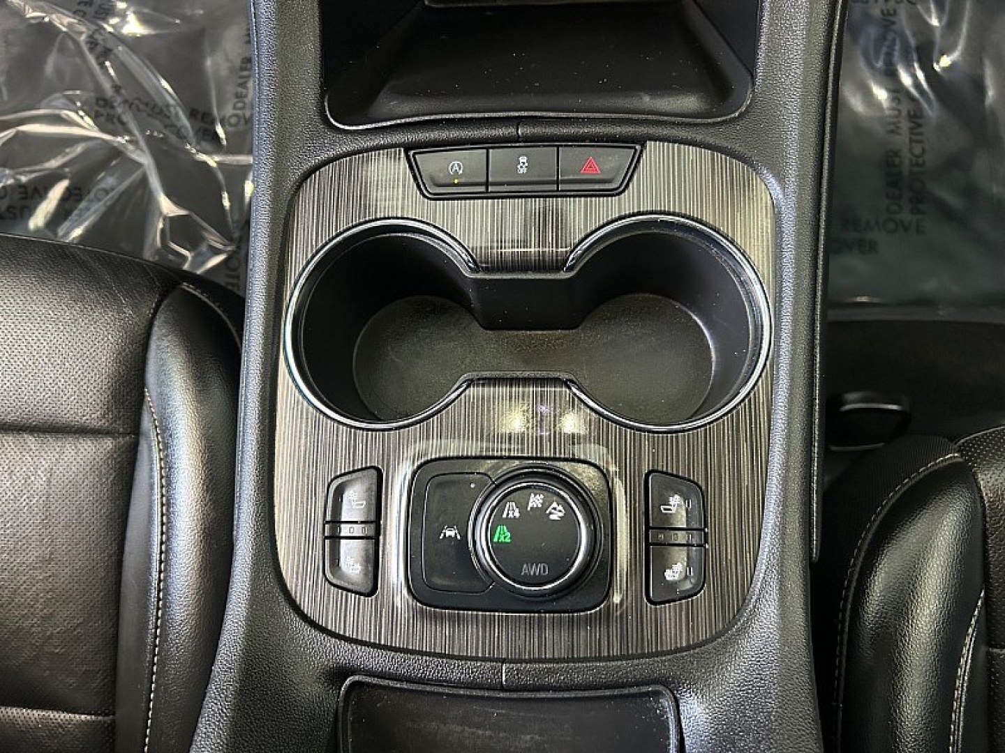 2023 White GMC Acadia (1GKKNUL42PZ) , Automatic 9-Spd transmission, located at 412 Auto Vista Drive, Palmdale, 93551, (661) 945-0620, 34.592636, -118.136681- Photo#19