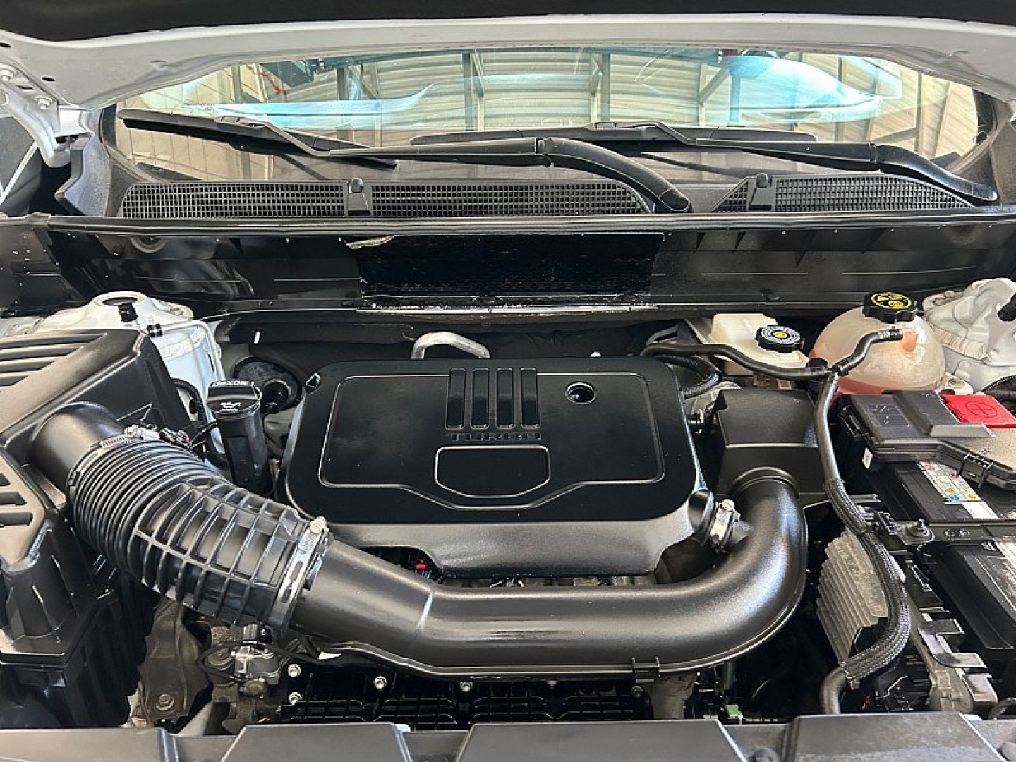 2023 White GMC Acadia (1GKKNUL42PZ) , Automatic 9-Spd transmission, located at 412 Auto Vista Drive, Palmdale, 93551, (661) 945-0620, 34.592636, -118.136681- Photo#30