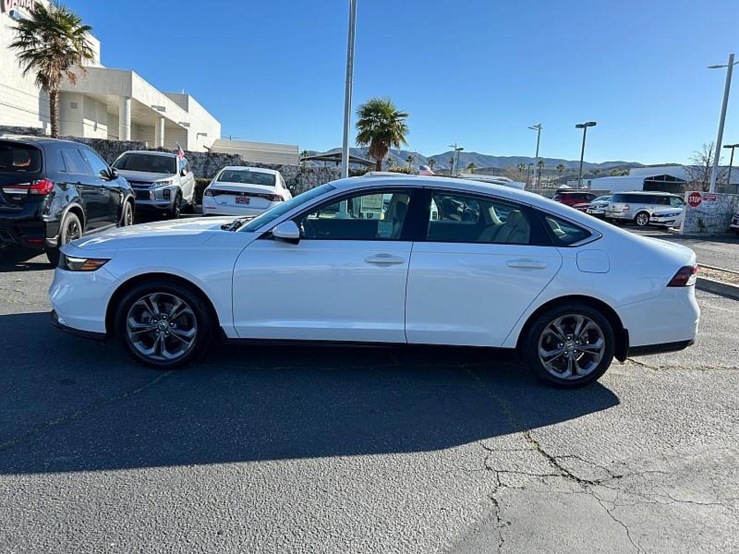 2023 WHITE Honda Accord Sedan (1HGCY1F32PA) with an 4-Cyl Turbo 1.5 Liter engine, Automatic CVT transmission, located at 412 Auto Vista Drive, Palmdale, 93551, (661) 945-0620, 34.592636, -118.136681 - Photo#4