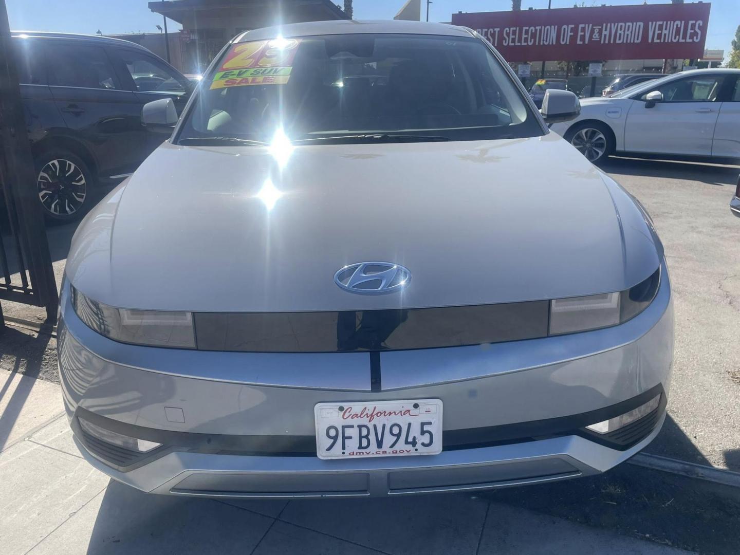 2023 Hyundai Ioniq 5 SE (KM8KM4AE9PU) with an ELECTRIC engine, 1A transmission, located at 744 E Miner Ave, Stockton, CA, 95202, (209) 944-5770, 37.956863, -121.282082 - PLUS TAXES AND FEES NO CHARGER AVAILABLE - Photo#1
