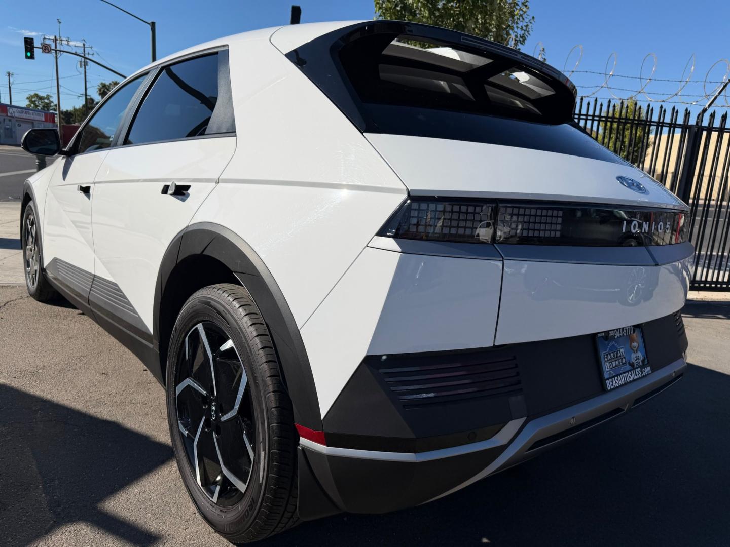 2023 Hyundai Ioniq 5 SE (KM8KM4AE5PU) with an ELECTRIC engine, 1A transmission, located at 744 E Miner Ave, Stockton, CA, 95202, (209) 944-5770, 37.956863, -121.282082- Photo#5