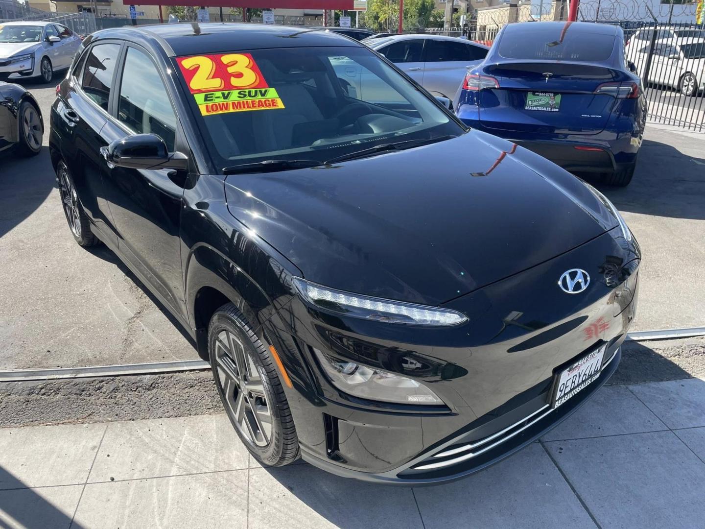 2023 Hyundai Kona EV SEL (KM8K23AG6PU) with an ELECTRIC engine, 1A transmission, located at 744 E Miner Ave, Stockton, CA, 95202, (209) 944-5770, 37.956863, -121.282082 - PLUS TAXES AND FEES NO CHARGER AVAILABLE - Photo#1