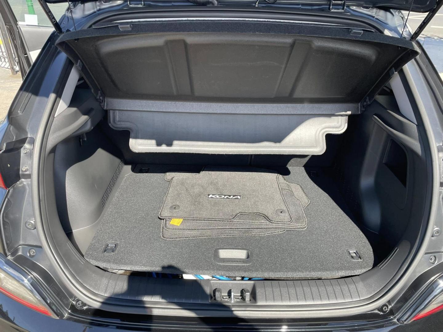 2023 Hyundai Kona EV SEL (KM8K23AG6PU) with an ELECTRIC engine, 1A transmission, located at 744 E Miner Ave, Stockton, CA, 95202, (209) 944-5770, 37.956863, -121.282082 - PLUS TAXES AND FEES NO CHARGER AVAILABLE - Photo#12
