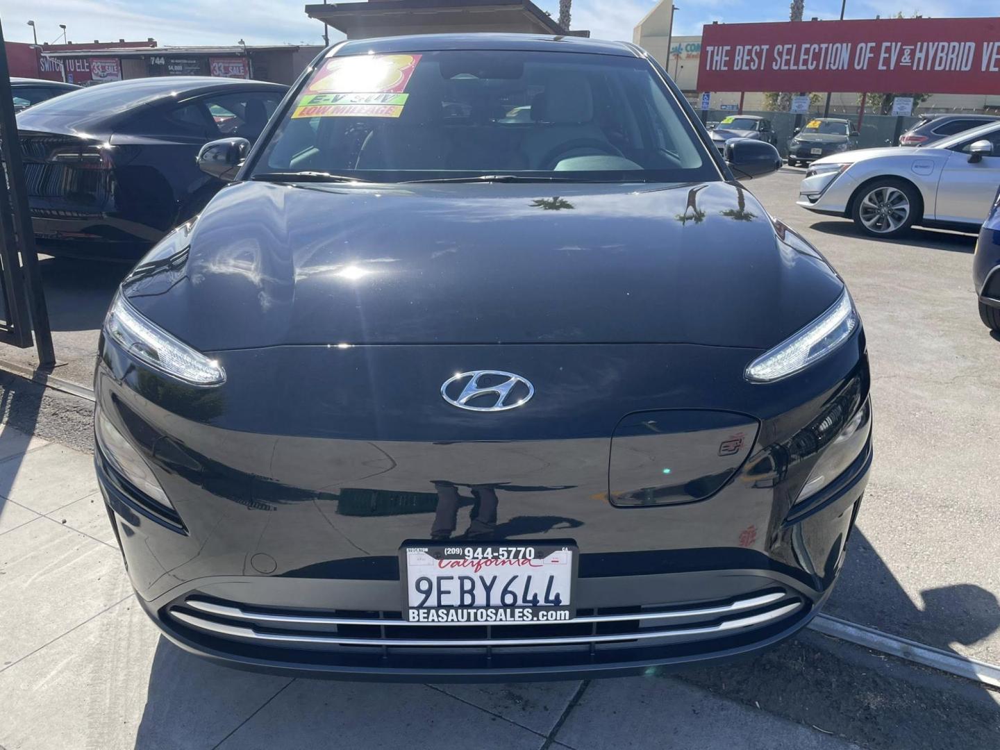 2023 Hyundai Kona EV SEL (KM8K23AG6PU) with an ELECTRIC engine, 1A transmission, located at 744 E Miner Ave, Stockton, CA, 95202, (209) 944-5770, 37.956863, -121.282082 - PLUS TAXES AND FEES NO CHARGER AVAILABLE - Photo#2