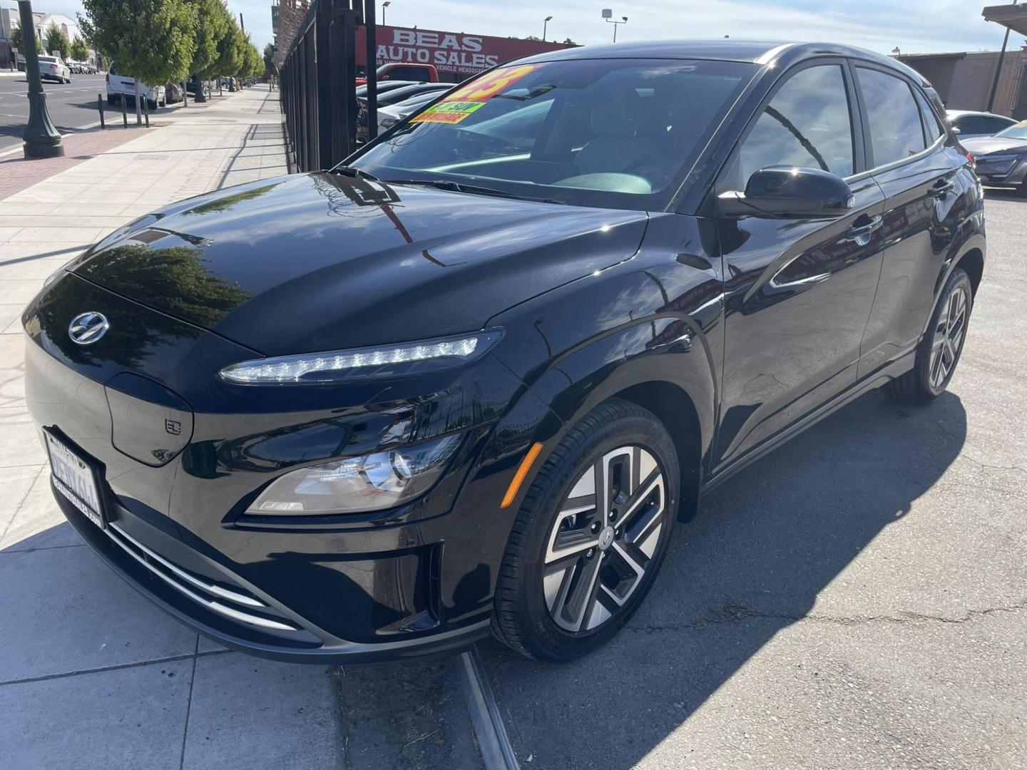 2023 Hyundai Kona EV SEL (KM8K23AG6PU) with an ELECTRIC engine, 1A transmission, located at 744 E Miner Ave, Stockton, CA, 95202, (209) 944-5770, 37.956863, -121.282082 - PLUS TAXES AND FEES NO CHARGER AVAILABLE - Photo#3