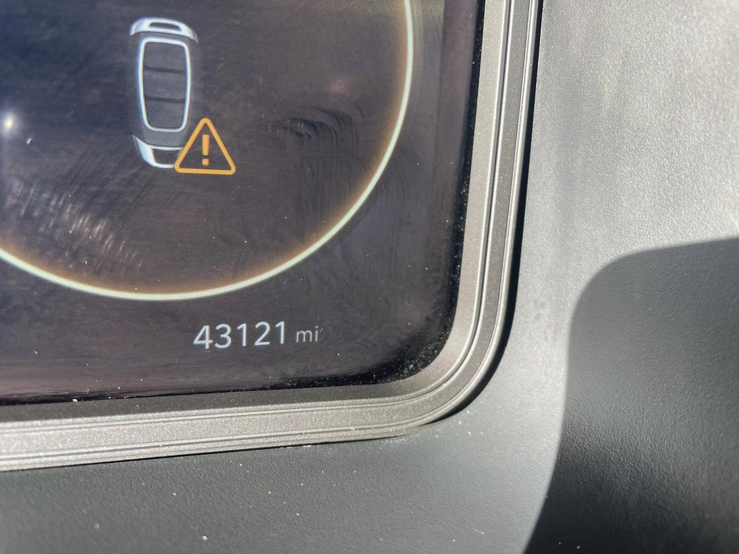 2023 Hyundai Kona EV SEL (KM8K23AG1PU) with an ELECTRIC engine, 1A transmission, located at 744 E Miner Ave, Stockton, CA, 95202, (209) 944-5770, 37.956863, -121.282082 - PLUS TAXES AND FEES - Photo#8