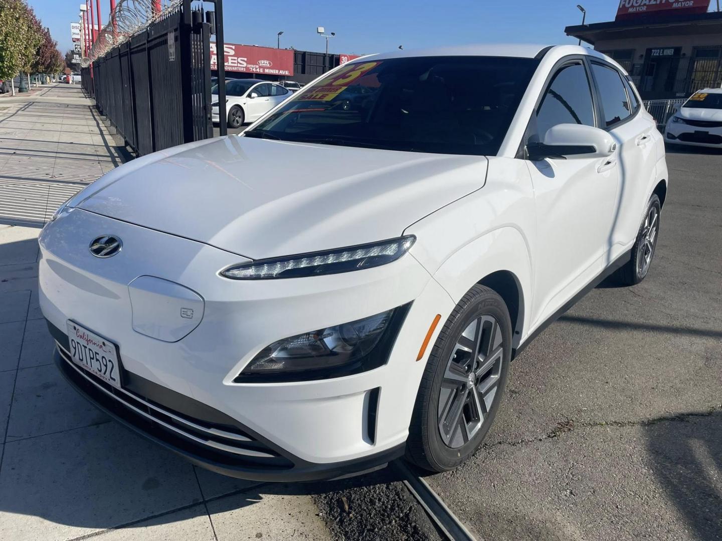 2023 Hyundai Kona EV SEL (KM8K23AG1PU) with an ELECTRIC engine, 1A transmission, located at 744 E Miner Ave, Stockton, CA, 95202, (209) 944-5770, 37.956863, -121.282082 - PLUS TAXES AND FEES - Photo#2