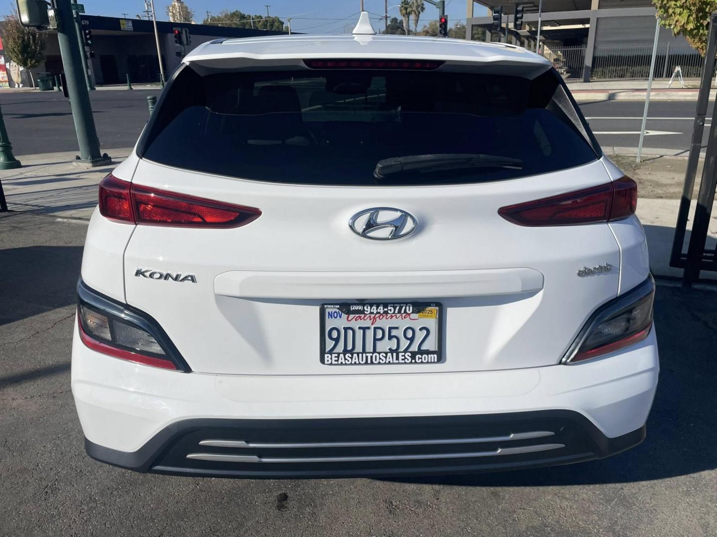 2023 Hyundai Kona EV SEL (KM8K23AG1PU) with an ELECTRIC engine, 1A transmission, located at 744 E Miner Ave, Stockton, CA, 95202, (209) 944-5770, 37.956863, -121.282082 - PLUS TAXES AND FEES - Photo#10