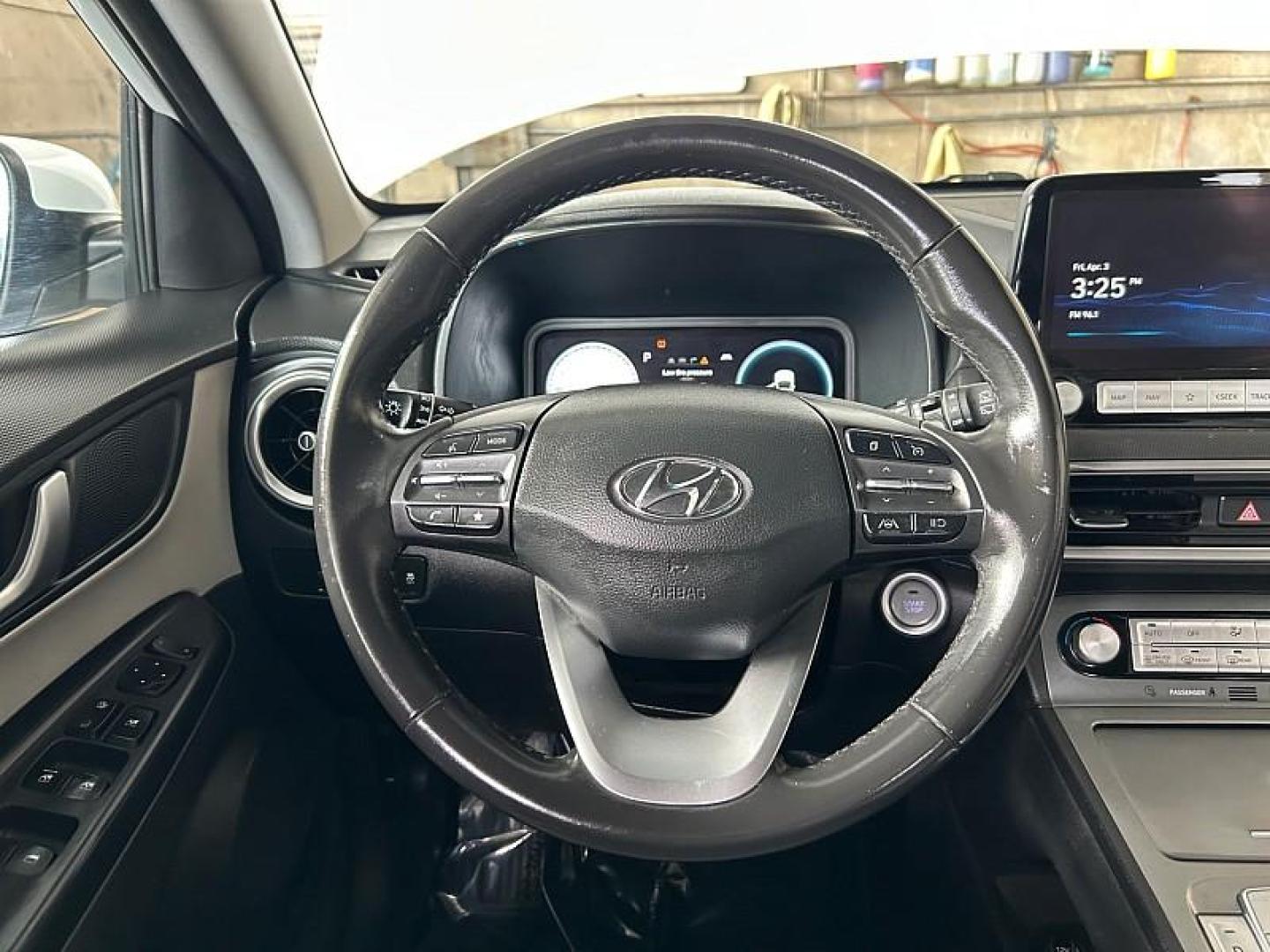2023 WHITE Hyundai Kona Electric (KM8K33AGXPU) with an Electric Motor engine, Single-Speed Reduction Gear transmission, located at 412 Auto Vista Drive, Palmdale, 93551, (661) 945-0620, 34.592636, -118.136681 - Photo#23