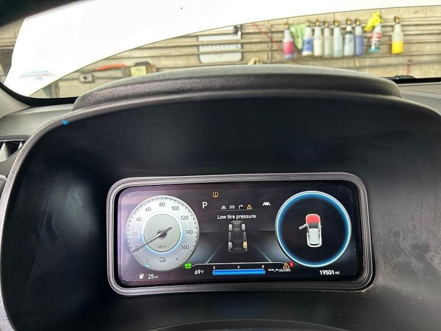 2023 WHITE Hyundai Kona Electric (KM8K33AGXPU) with an Electric Motor engine, Single-Speed Reduction Gear transmission, located at 412 Auto Vista Drive, Palmdale, 93551, (661) 945-0620, 34.592636, -118.136681 - Photo#24