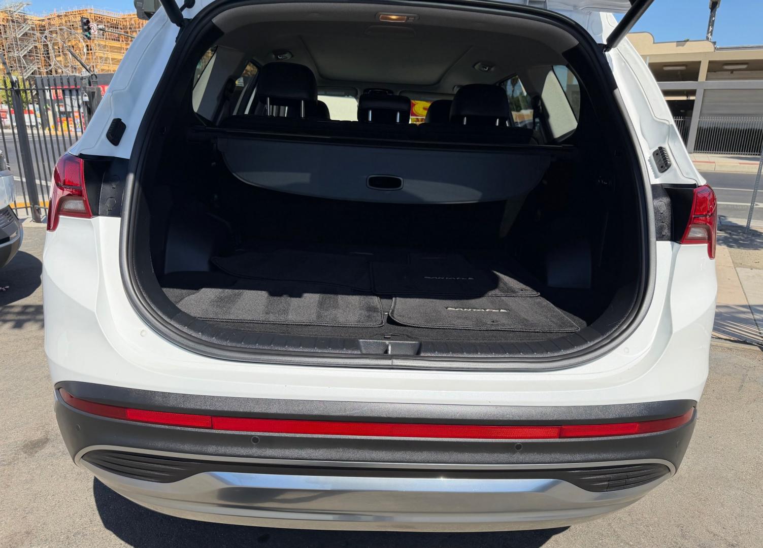 2023 Hyundai Santa Fe Plug-In Hybrid Limited (KM8S7DA22PU) with an 1.6L L4 DOHC 16V HYBRID engine, 6A transmission, located at 744 E Miner Ave, Stockton, CA, 95202, (209) 944-5770, 37.956863, -121.282082- Photo#11