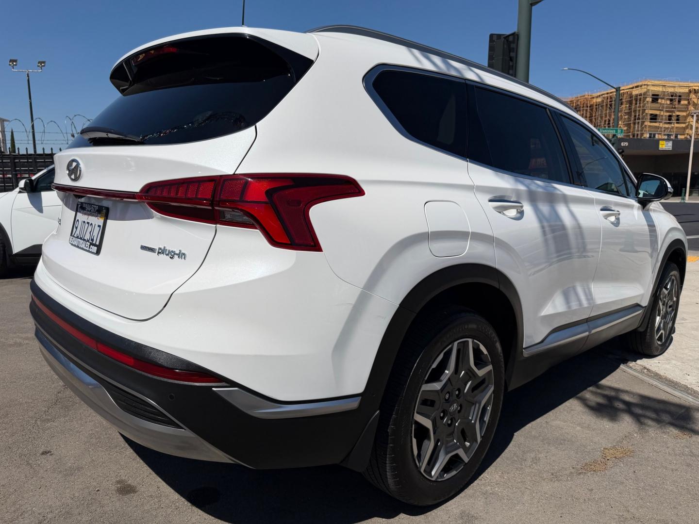 2023 Hyundai Santa Fe Plug-In Hybrid Limited (KM8S7DA22PU) with an 1.6L L4 DOHC 16V HYBRID engine, 6A transmission, located at 744 E Miner Ave, Stockton, CA, 95202, (209) 944-5770, 37.956863, -121.282082- Photo#7
