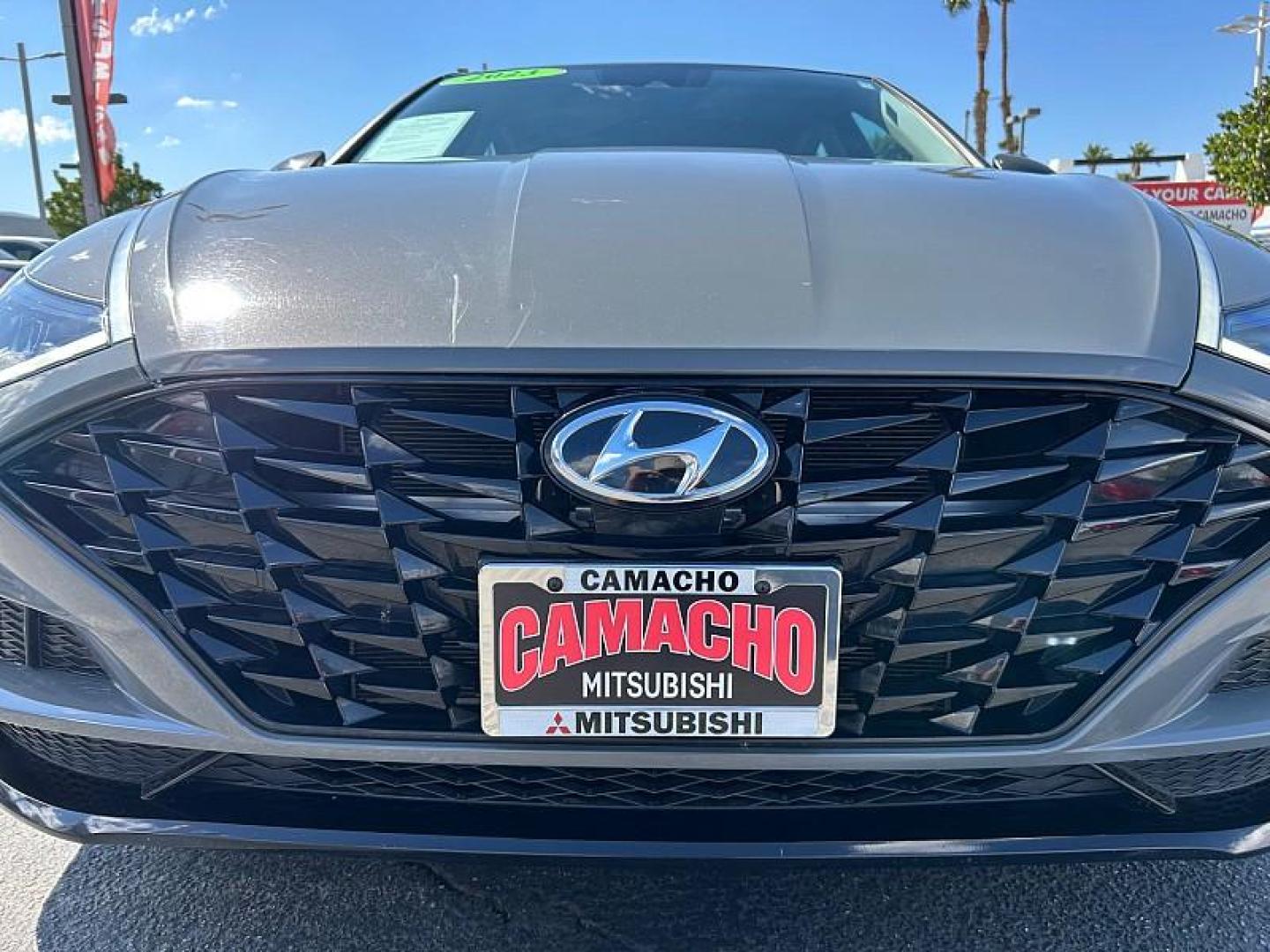 2023 GRAY Hyundai Sonata (KMHL14JA5PA) with an 4-Cyl 2.5 Liter engine, Automatic 8-Spd w/Overdrive and Shiftronic transmission, located at 412 Auto Vista Drive, Palmdale, 93551, (661) 945-0620, 34.592636, -118.136681 - Photo#8