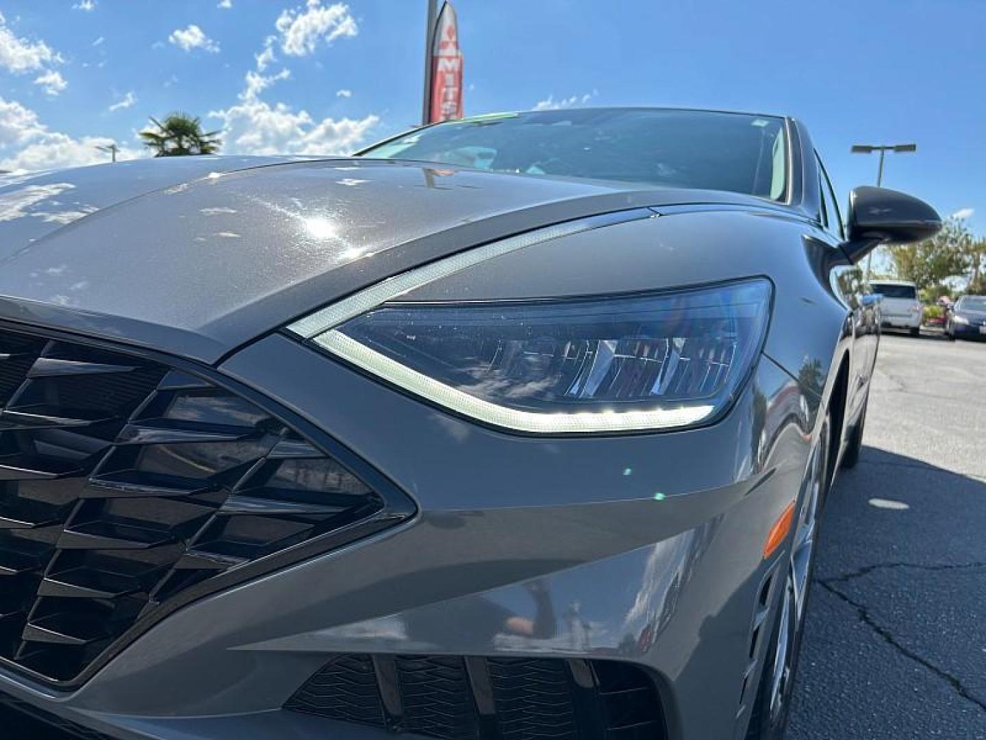 2023 GRAY Hyundai Sonata (KMHL14JA5PA) with an 4-Cyl 2.5 Liter engine, Automatic 8-Spd w/Overdrive and Shiftronic transmission, located at 412 Auto Vista Drive, Palmdale, 93551, (661) 945-0620, 34.592636, -118.136681 - Photo#14