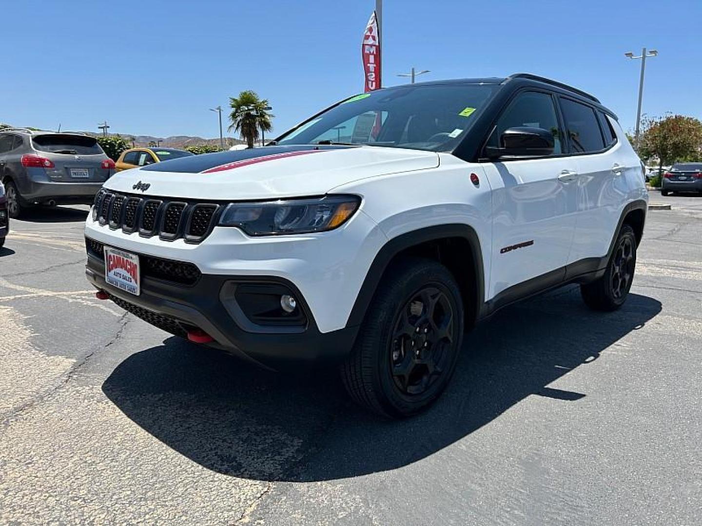 2023 WHITE Jeep Compass (3C4NJDDN2PT) with an 4-Cyl Turbo 2.0 Liter engine, Automatic 8-Spd transmission, located at 412 Auto Vista Drive, Palmdale, 93551, (661) 945-0620, 34.592636, -118.136681 - Photo#6