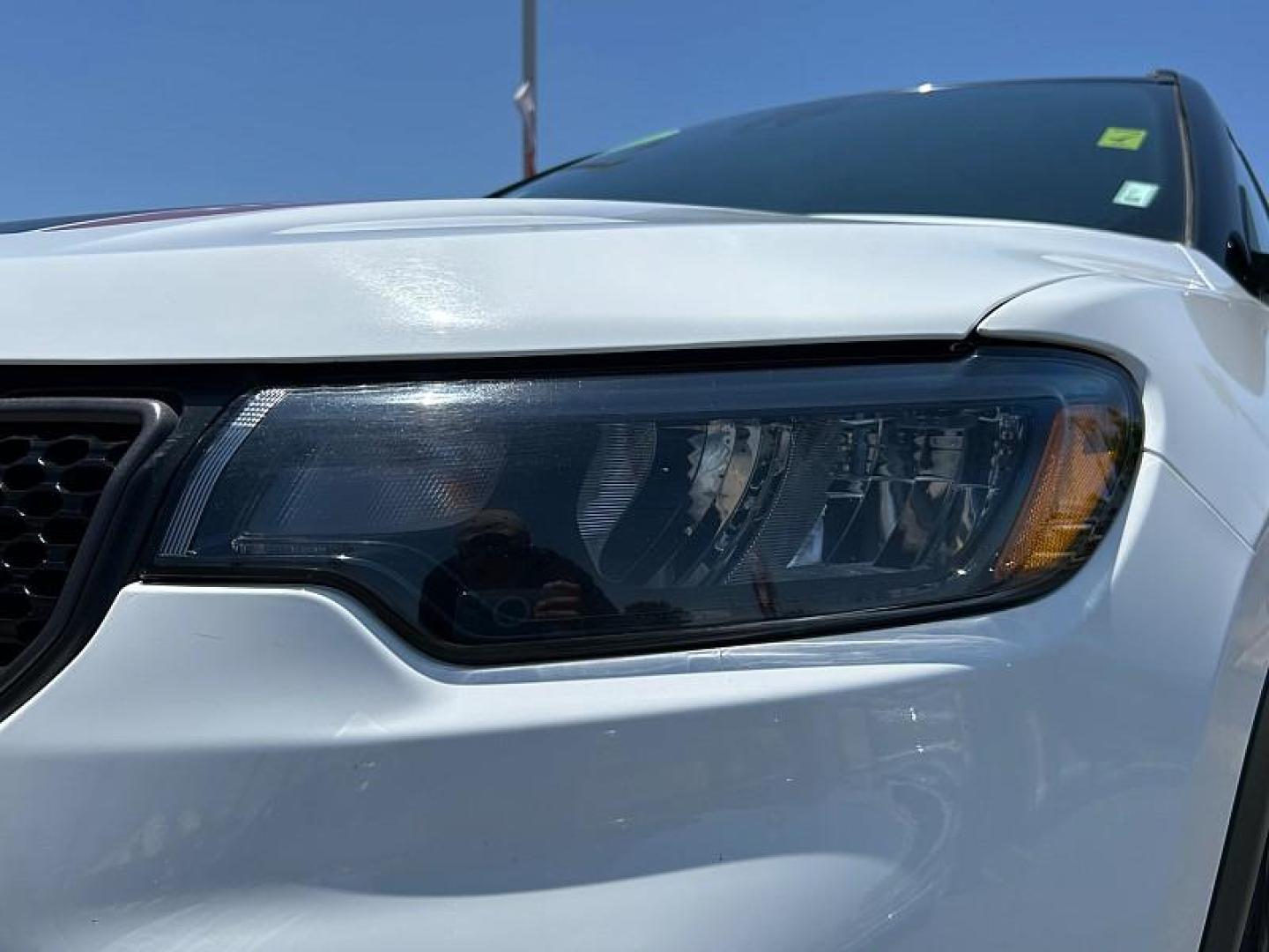 2023 WHITE Jeep Compass (3C4NJDDN2PT) with an 4-Cyl Turbo 2.0 Liter engine, Automatic 8-Spd transmission, located at 412 Auto Vista Drive, Palmdale, 93551, (661) 945-0620, 34.592636, -118.136681 - Photo#11
