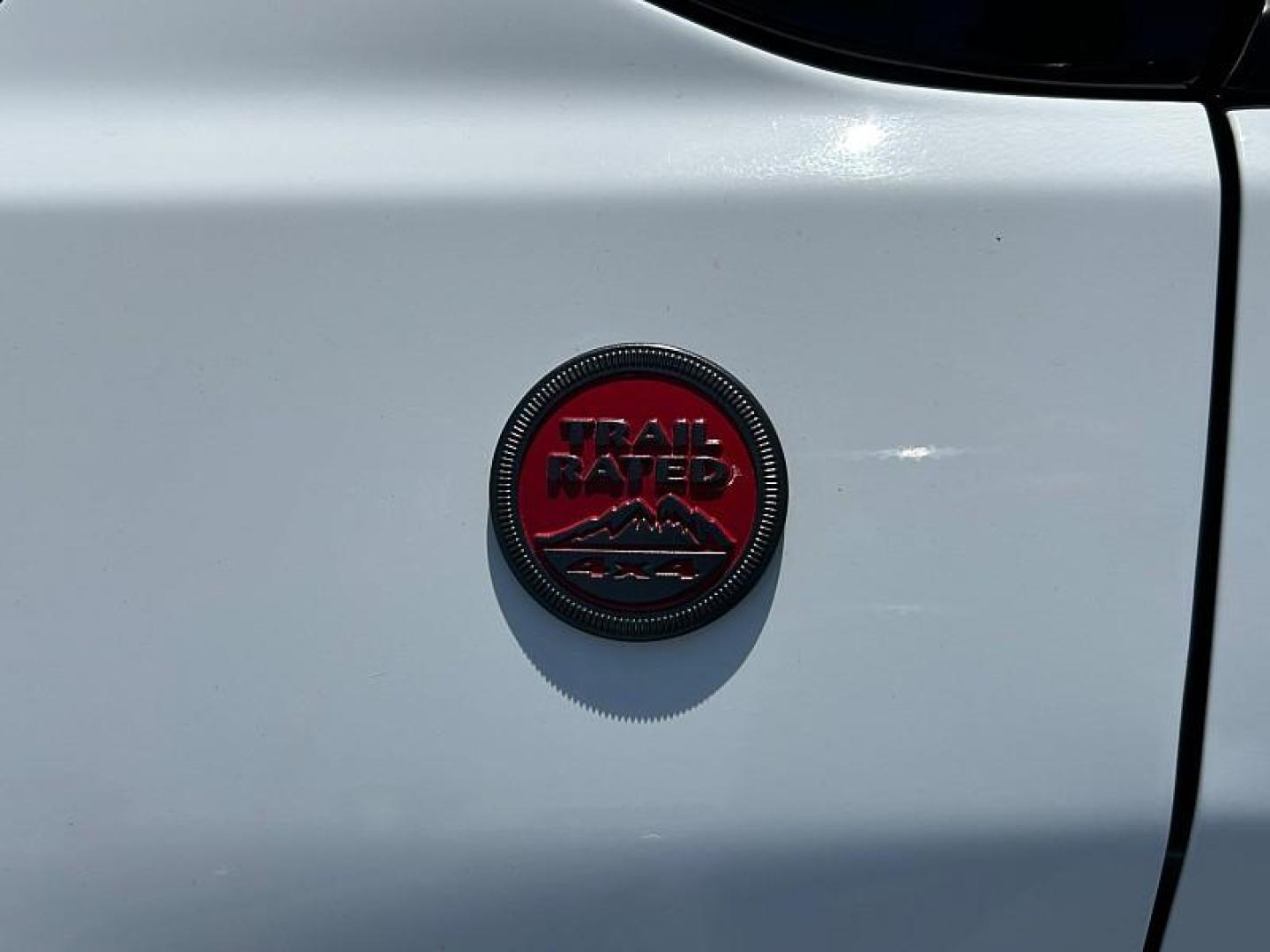 2023 WHITE Jeep Compass (3C4NJDDN2PT) with an 4-Cyl Turbo 2.0 Liter engine, Automatic 8-Spd transmission, located at 412 Auto Vista Drive, Palmdale, 93551, (661) 945-0620, 34.592636, -118.136681 - Photo#16