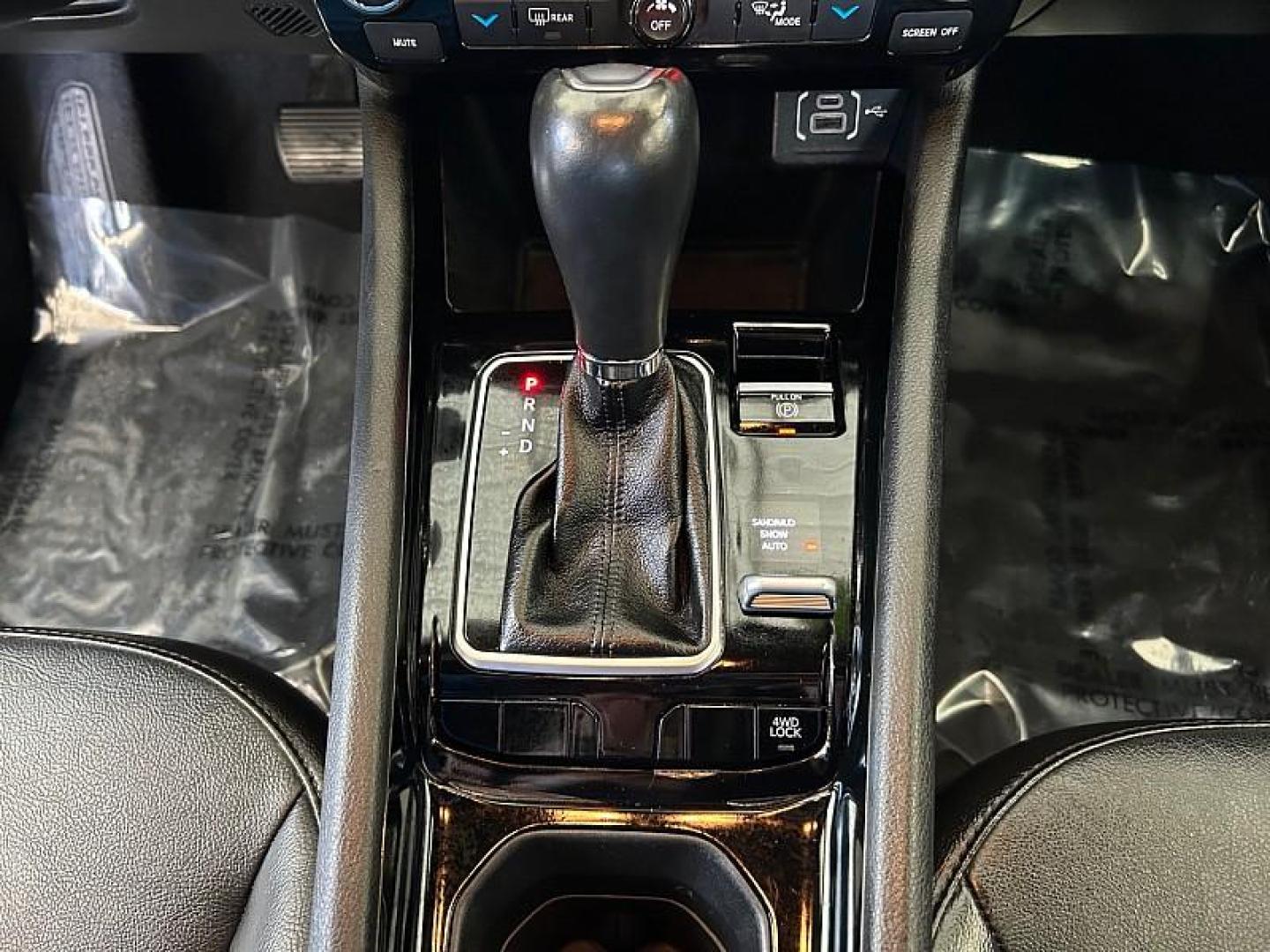 2023 WHITE Jeep Compass (3C4NJDCN1PT) with an 4-Cyl Turbo 2.0 Liter engine, Automatic 8-Spd transmission, located at 412 Auto Vista Drive, Palmdale, 93551, (661) 945-0620, 34.592636, -118.136681 - Photo#24