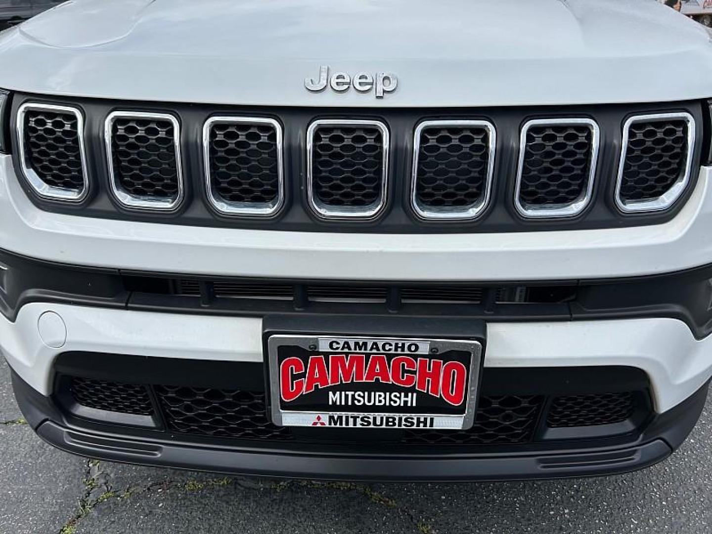 2023 WHITE Jeep Compass (3C4NJDBN2PT) with an 4-Cyl Turbo 2.0 Liter engine, Automatic 8-Spd transmission, located at 412 Auto Vista Drive, Palmdale, 93551, (661) 945-0620, 34.592636, -118.136681 - Photo#12