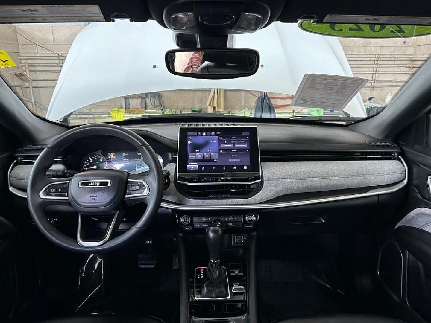 2023 WHITE Jeep Compass (3C4NJDBN2PT) with an 4-Cyl Turbo 2.0 Liter engine, Automatic 8-Spd transmission, located at 412 Auto Vista Drive, Palmdale, 93551, (661) 945-0620, 34.592636, -118.136681 - Photo#17