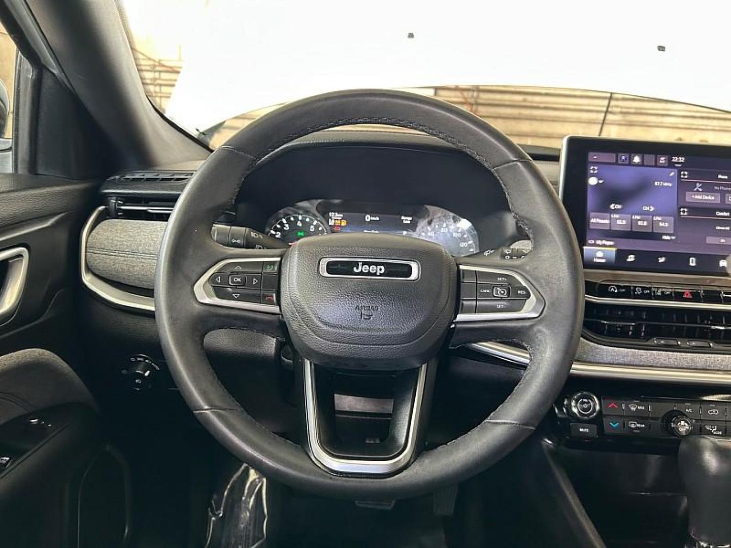 2023 WHITE Jeep Compass (3C4NJDBN2PT) with an 4-Cyl Turbo 2.0 Liter engine, Automatic 8-Spd transmission, located at 412 Auto Vista Drive, Palmdale, 93551, (661) 945-0620, 34.592636, -118.136681 - Photo#22