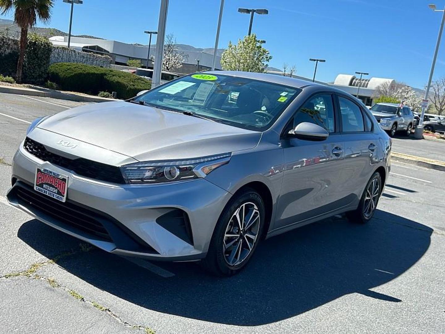 2023 GRAY Kia Forte (3KPF24ADXPE) with an 4-Cyl 2.0 Liter engine, Automatic IVT transmission, located at 412 Auto Vista Drive, Palmdale, 93551, (661) 945-0620, 34.592636, -118.136681 - Photo#5