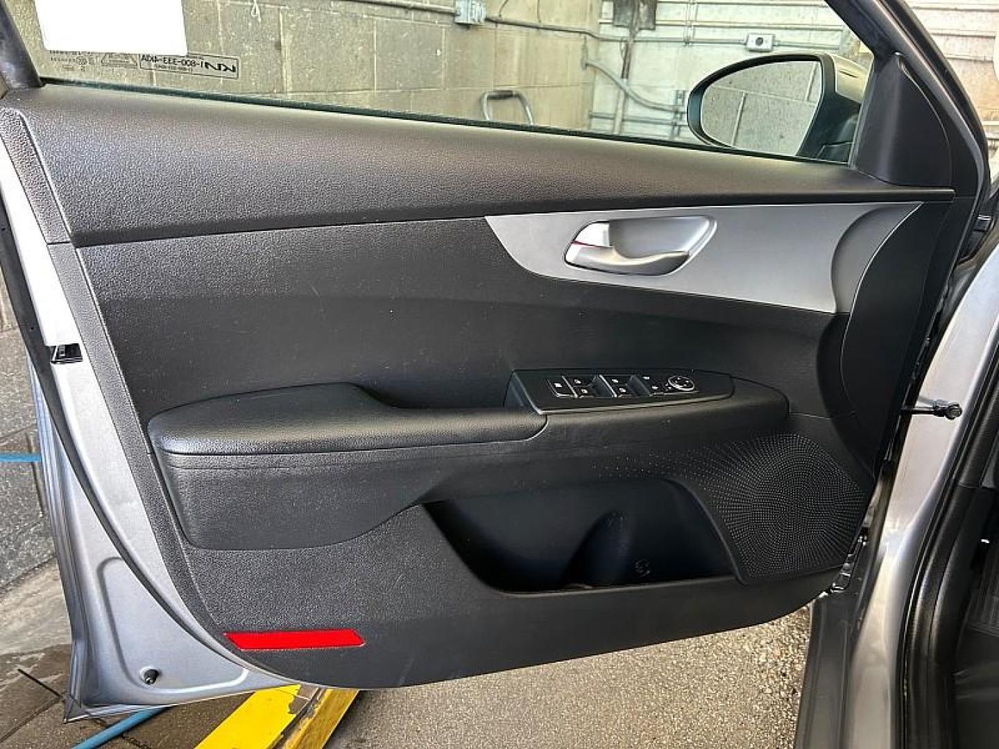 2023 GRAY Kia Forte (3KPF24ADXPE) with an 4-Cyl 2.0 Liter engine, Automatic IVT transmission, located at 412 Auto Vista Drive, Palmdale, 93551, (661) 945-0620, 34.592636, -118.136681 - Photo#15