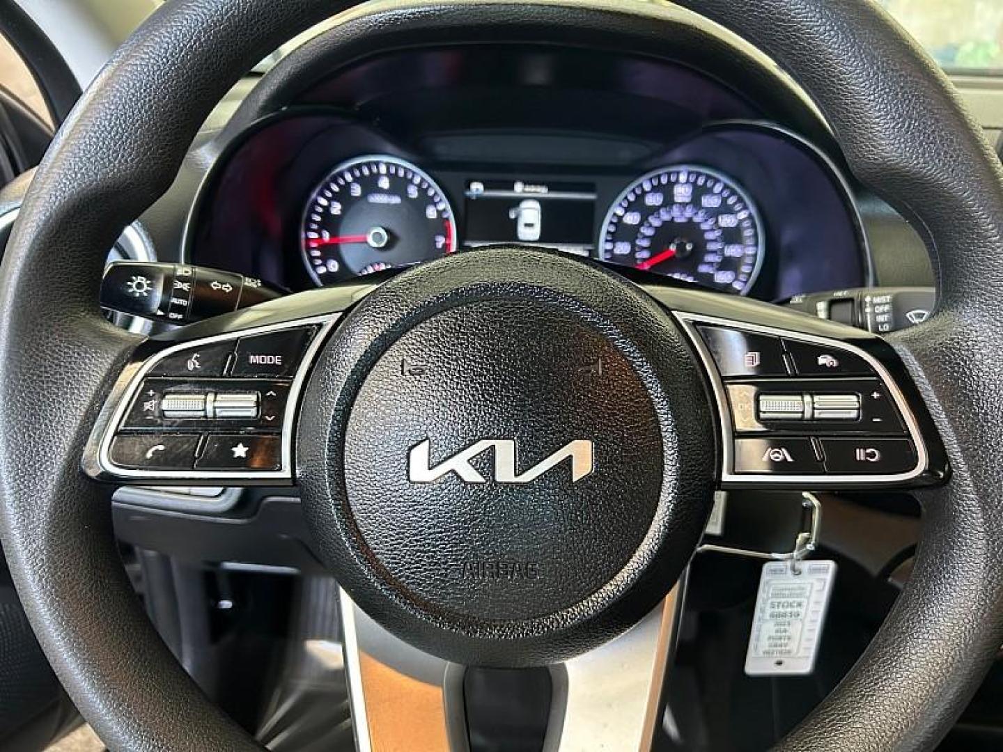 2023 GRAY Kia Forte (3KPF24ADXPE) with an 4-Cyl 2.0 Liter engine, Automatic IVT transmission, located at 412 Auto Vista Drive, Palmdale, 93551, (661) 945-0620, 34.592636, -118.136681 - Photo#23