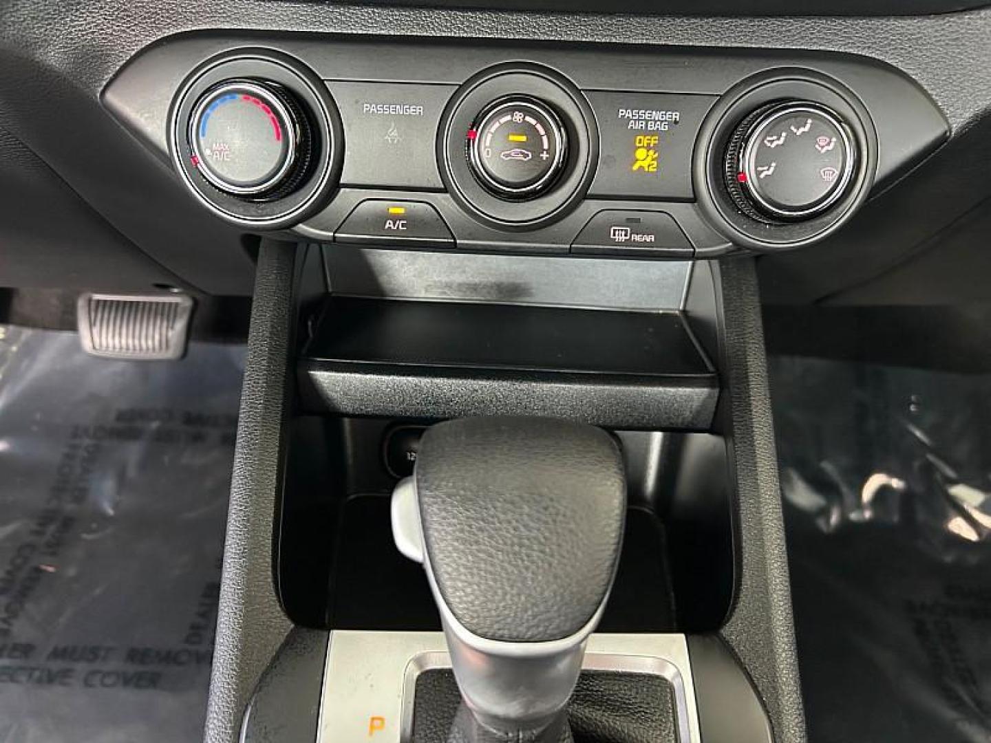 2023 WHITE Kia Forte (3KPF24AD1PE) with an 4-Cyl 2.0 Liter engine, Automatic IVT transmission, located at 412 Auto Vista Drive, Palmdale, 93551, (661) 945-0620, 34.592636, -118.136681 - Photo#19