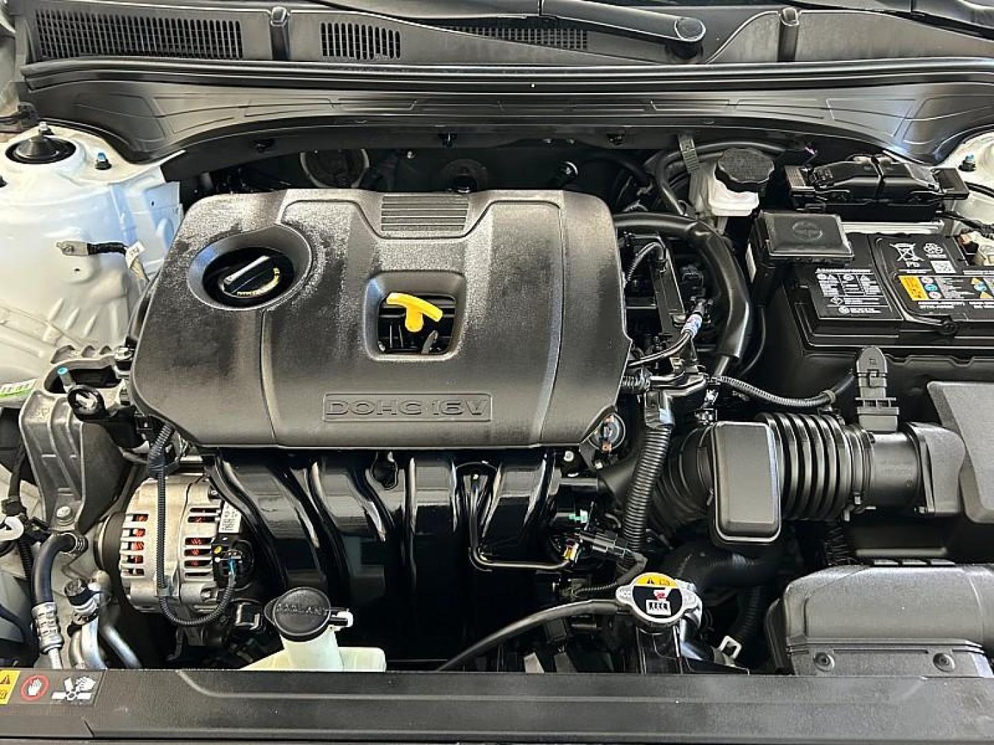 2023 WHITE Kia Forte (3KPF24AD6PE) with an 4-Cyl 2.0 Liter engine, Automatic IVT transmission, located at 412 Auto Vista Drive, Palmdale, 93551, (661) 945-0620, 34.592636, -118.136681 - Photo#0