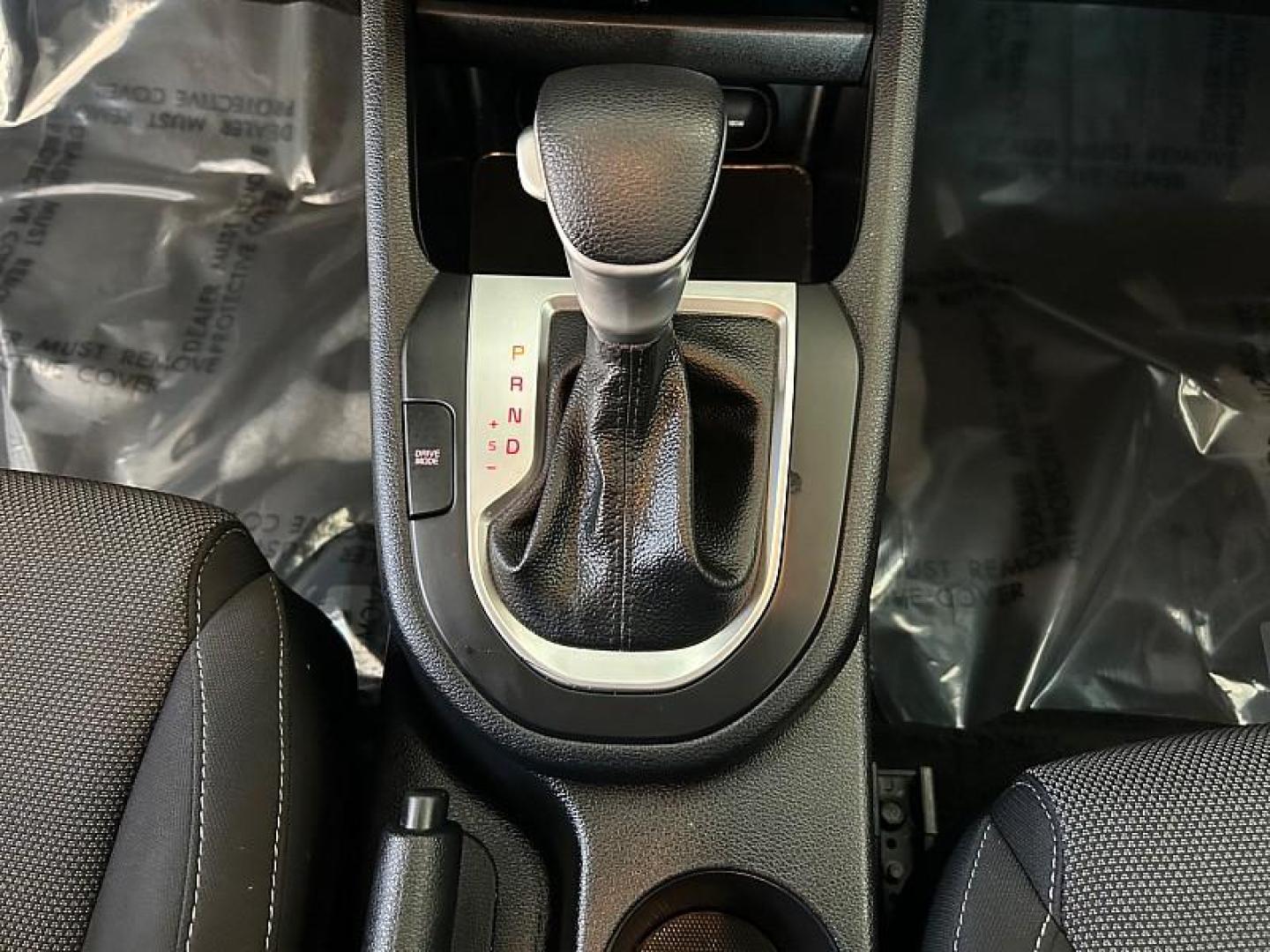2023 WHITE Kia Forte (3KPF24AD6PE) with an 4-Cyl 2.0 Liter engine, Automatic IVT transmission, located at 412 Auto Vista Drive, Palmdale, 93551, (661) 945-0620, 34.592636, -118.136681 - Photo#12