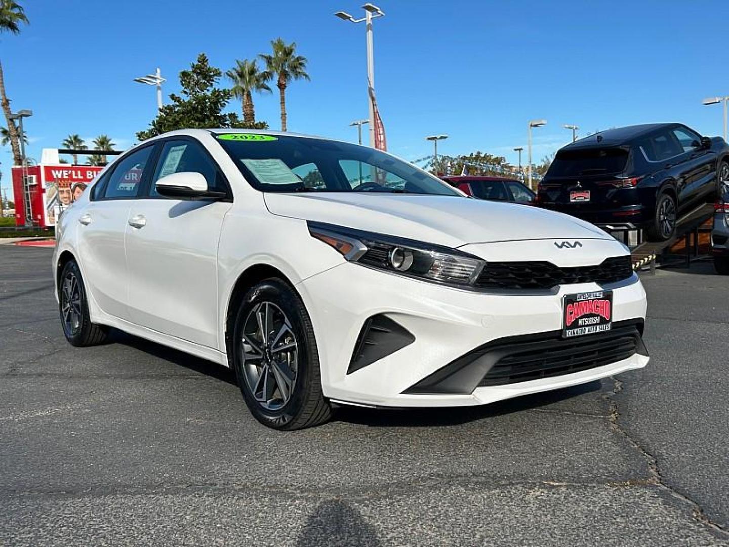 2023 WHITE Kia Forte (3KPF24AD6PE) with an 4-Cyl 2.0 Liter engine, Automatic IVT transmission, located at 412 Auto Vista Drive, Palmdale, 93551, (661) 945-0620, 34.592636, -118.136681 - Photo#30