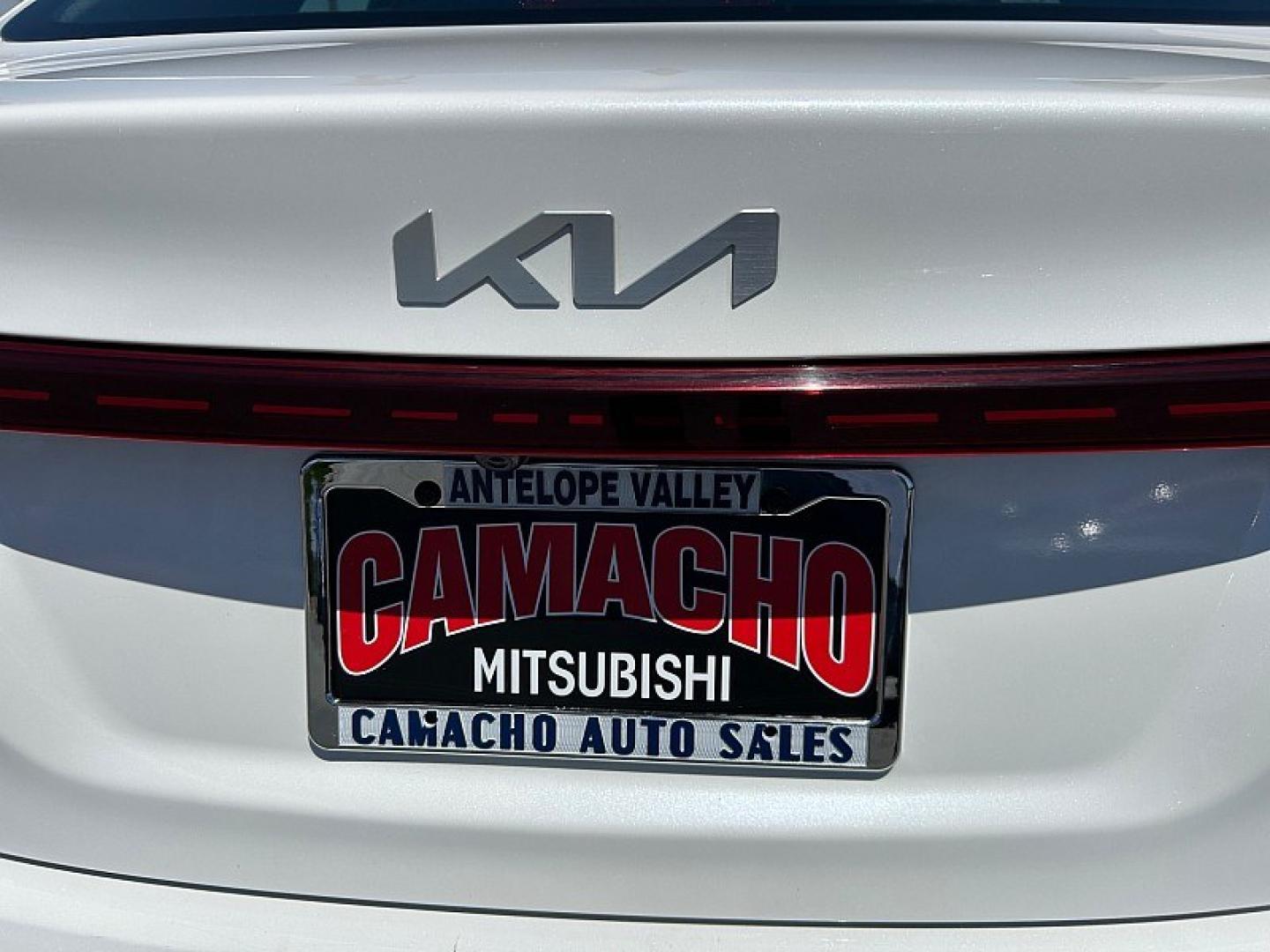 2023 White Kia Forte (3KPF24AD2PE) with an 4-Cyl 2.0 Liter engine, Automatic IVT transmission, located at 412 Auto Vista Drive, Palmdale, 93551, (661) 945-0620, 34.592636, -118.136681- Photo#14