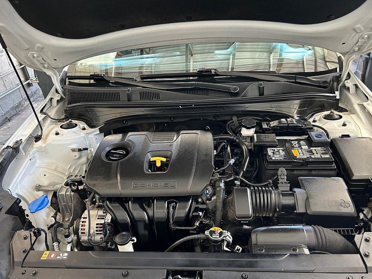 2023 White Kia Forte (3KPF24AD2PE) with an 4-Cyl 2.0 Liter engine, Automatic IVT transmission, located at 412 Auto Vista Drive, Palmdale, 93551, (661) 945-0620, 34.592636, -118.136681- Photo#29