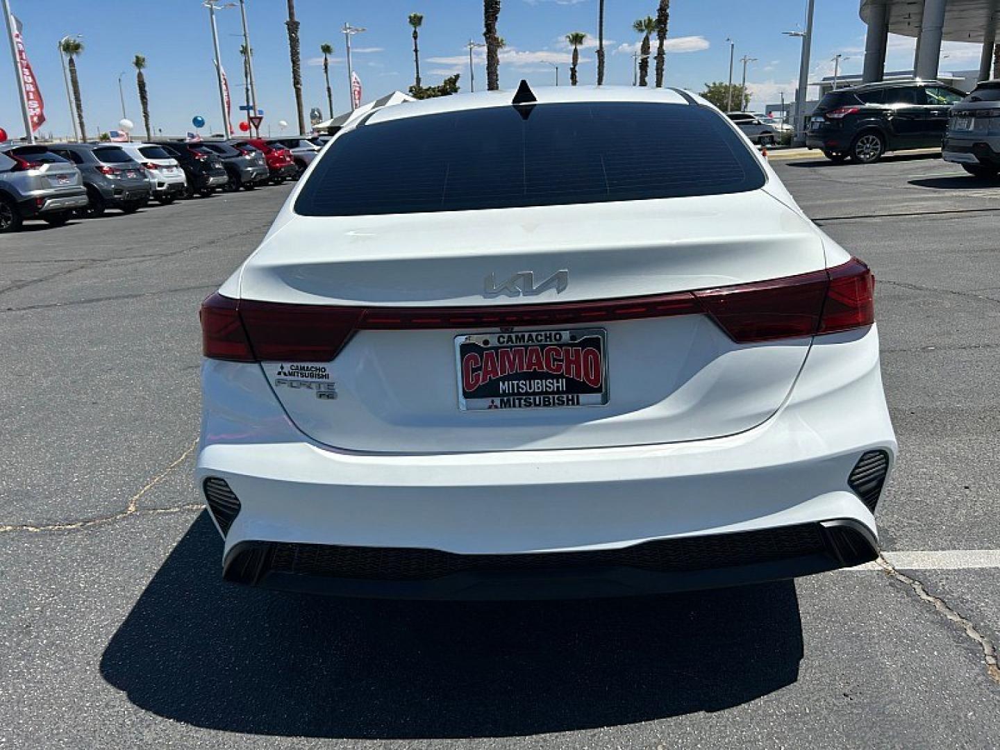 2023 White Kia Forte (3KPF24AD2PE) with an 4-Cyl 2.0 Liter engine, Automatic IVT transmission, located at 412 Auto Vista Drive, Palmdale, 93551, (661) 945-0620, 34.592636, -118.136681- Photo#7