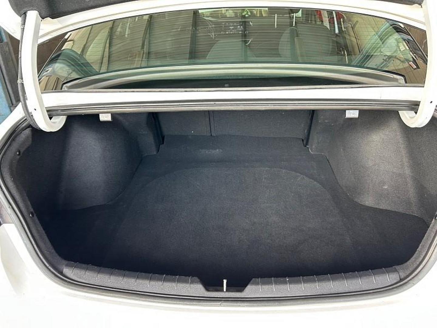 2023 WHITE Kia K5 (5XXG14J26PG) with an 4-Cyl Turbo 1.6 Liter engine, Automatic 8-Spd transmission, located at 412 Auto Vista Drive, Palmdale, 93551, (661) 945-0620, 34.592636, -118.136681 - Photo#24