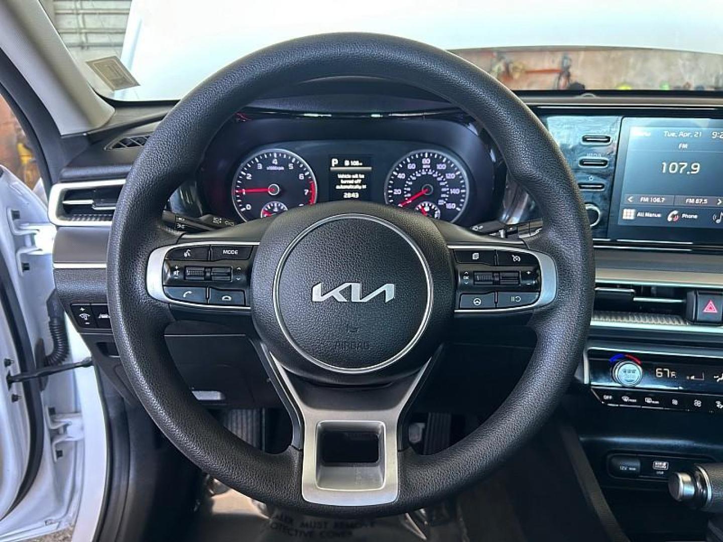 2023 WHITE Kia K5 (5XXG14J23PG) with an 4-Cyl Turbo 1.6 Liter engine, Automatic 8-Spd transmission, located at 412 Auto Vista Drive, Palmdale, 93551, (661) 945-0620, 34.592636, -118.136681 - Photo#21