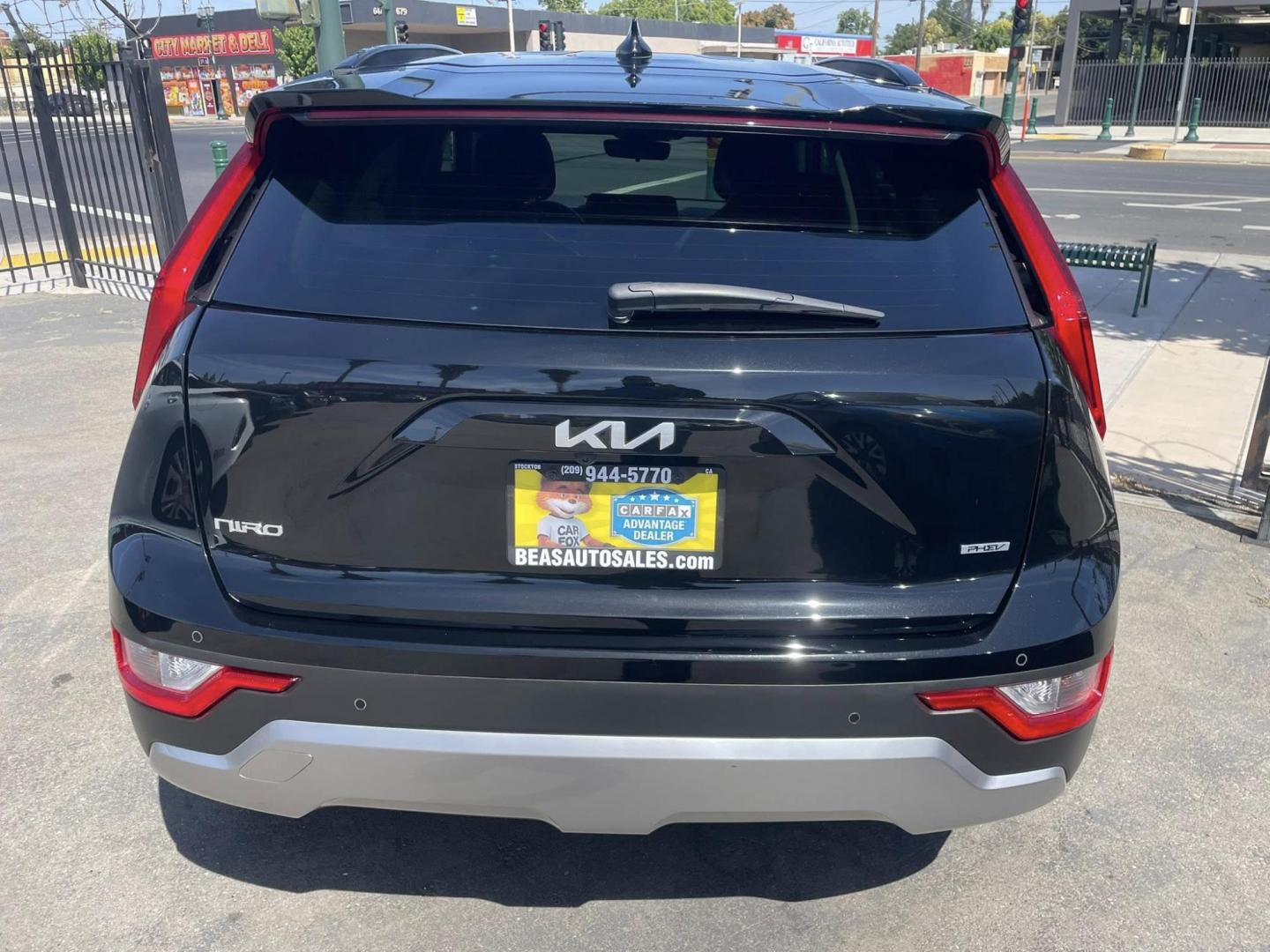 2023 Kia Niro EX (KNDCS3LF9P5) with an 1.6L L4 DOHC 16V HYBRID engine, 6A transmission, located at 744 E Miner Ave, Stockton, CA, 95202, (209) 944-5770, 37.956863, -121.282082 - PLUS TAXES AND FEES NO CHARGER AVAILABLE - Photo#11